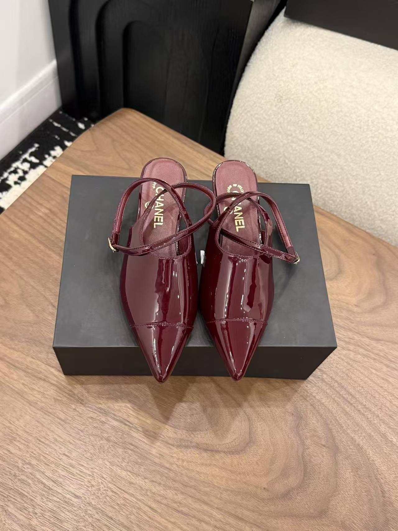 CHANE1 高品質パテントレザー ローヒールシューズ【50％割引+送料無料】