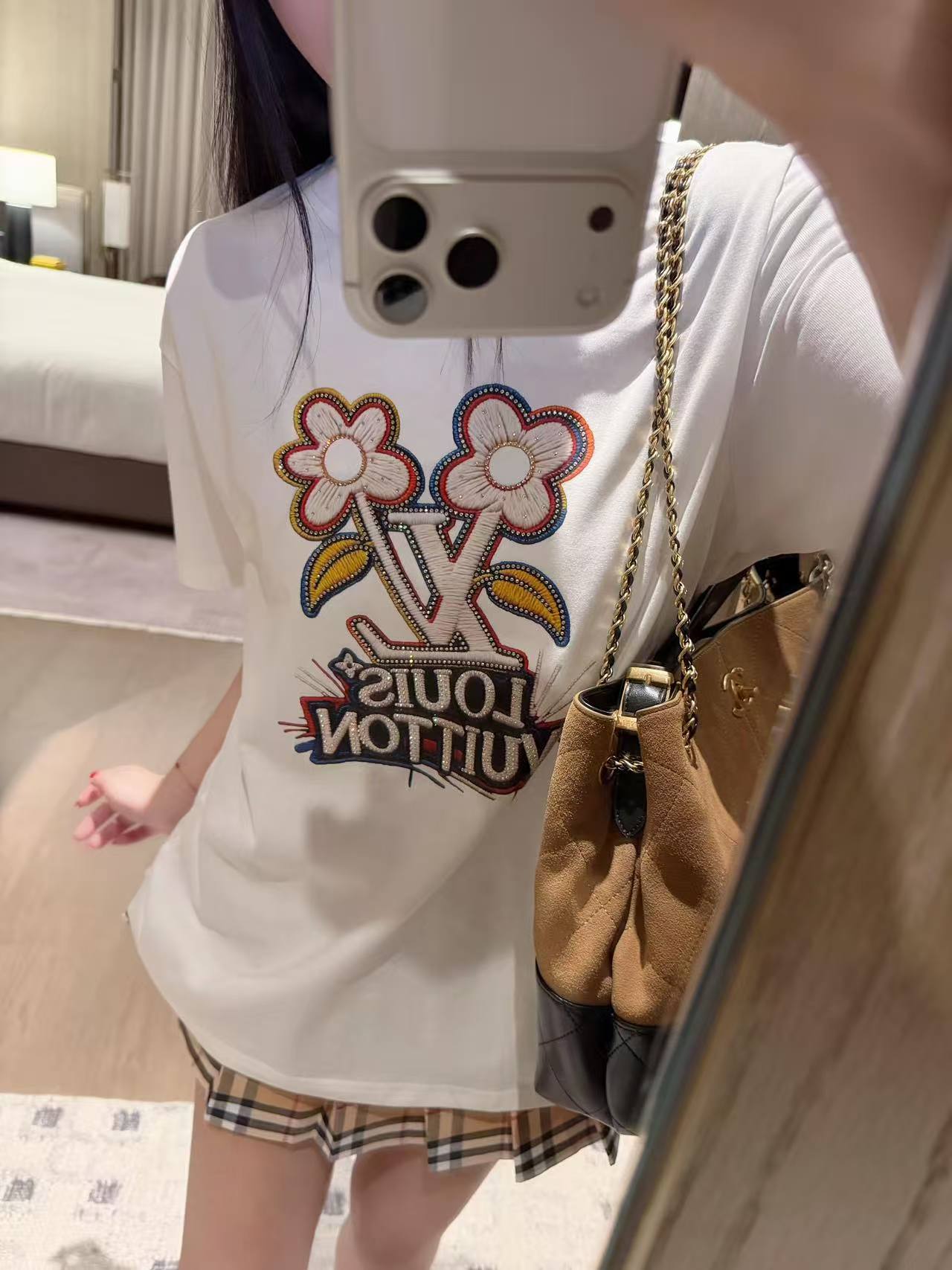 LV 刺繍＆プリントTシャツ【50％割引+送料無料】