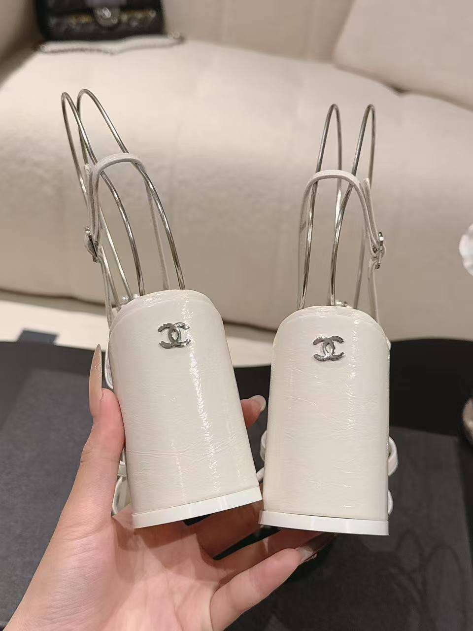 CHANE1 高品質カメリアハイヒールサンダル【50％割引+送料無料】