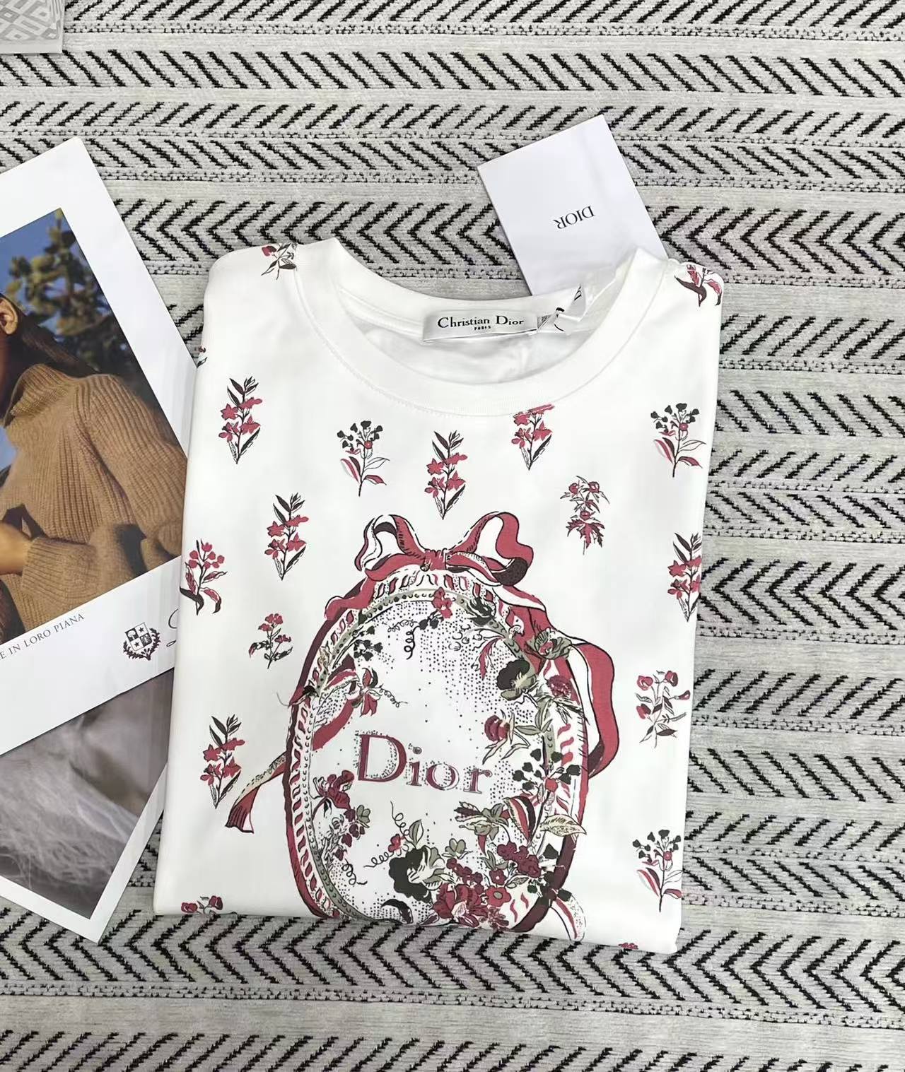 DIOR プリント＆刺繍Tシャツ【50％割引+送料無料】