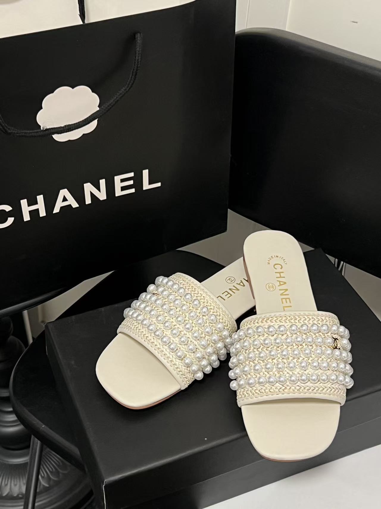 CHANE1 パールフラットシューズ【50％割引+送料無料】