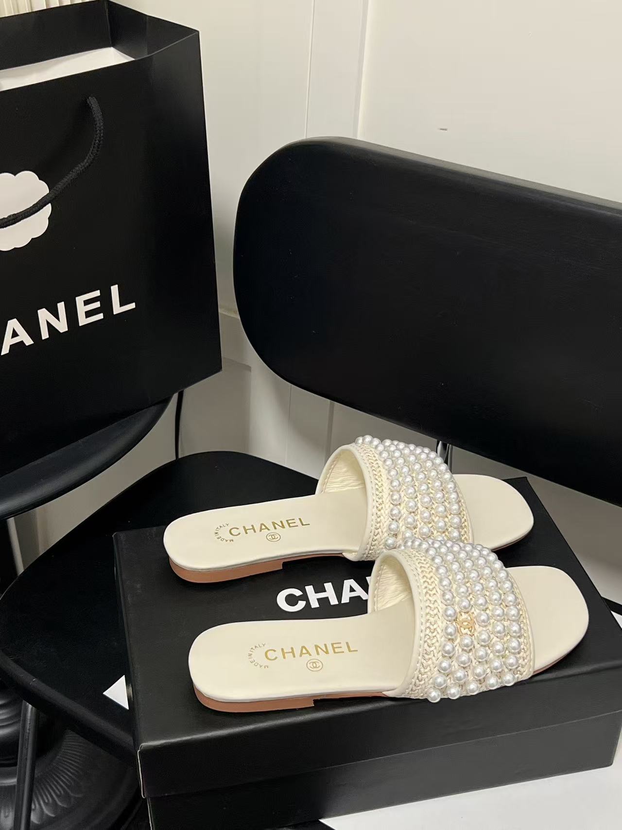 CHANE1 パールフラットシューズ【50％割引+送料無料】