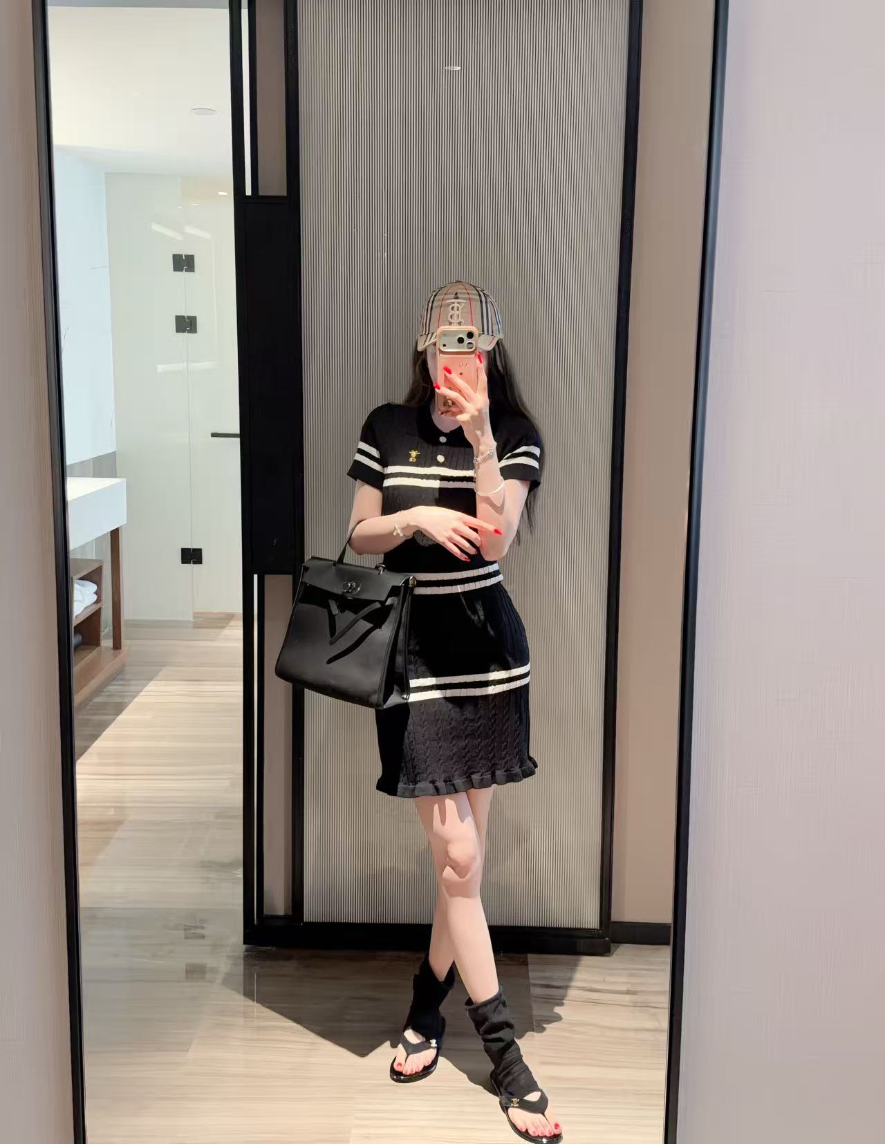 YSL 刺繍入りCDニットドレス【50％割引+送料無料】