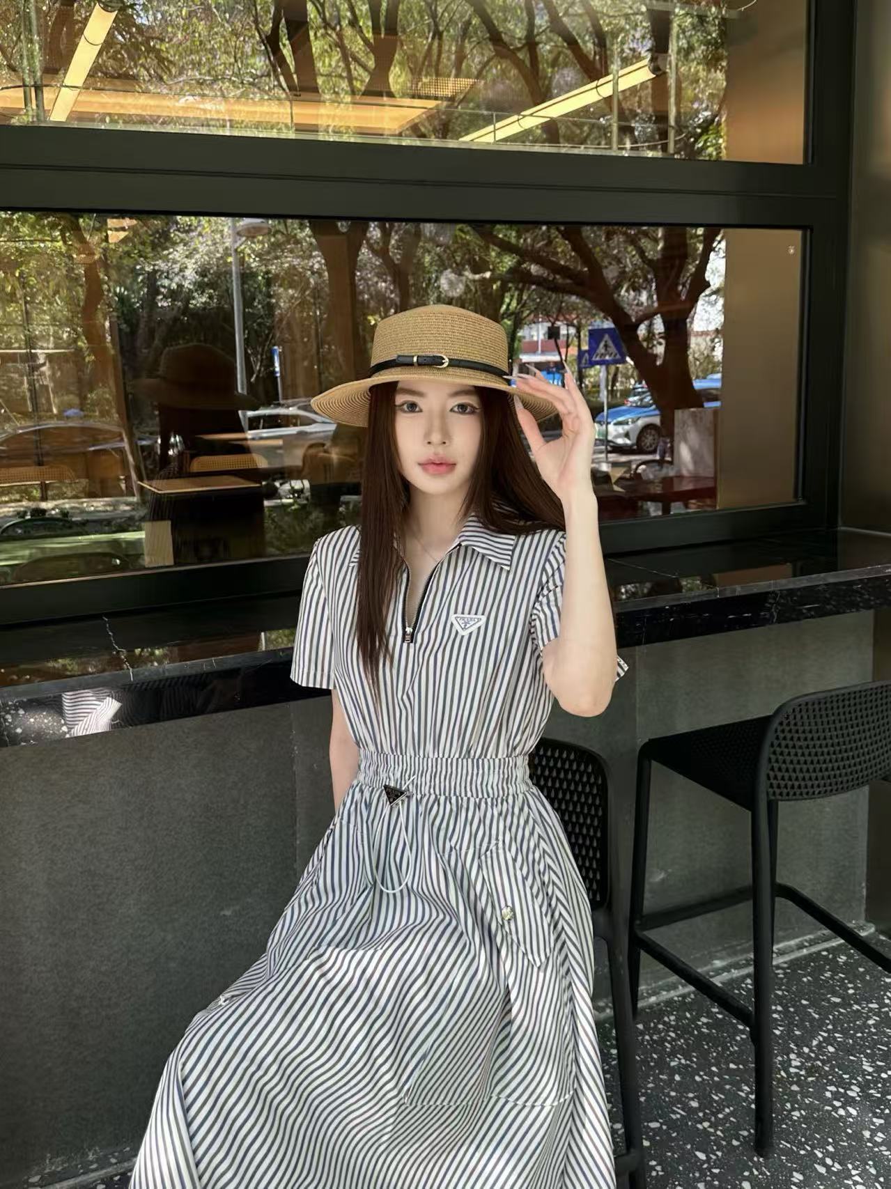 PR4DA 高品質トライアングルロゴストライプドレス【50％割引+送料無料】