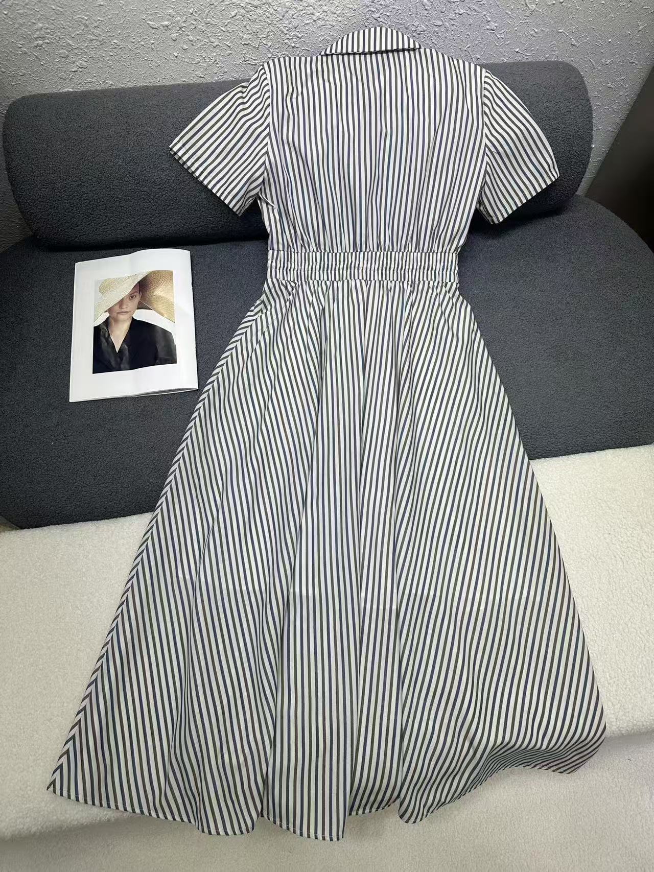 PR4DA 高品質トライアングルロゴストライプドレス【50％割引+送料無料】