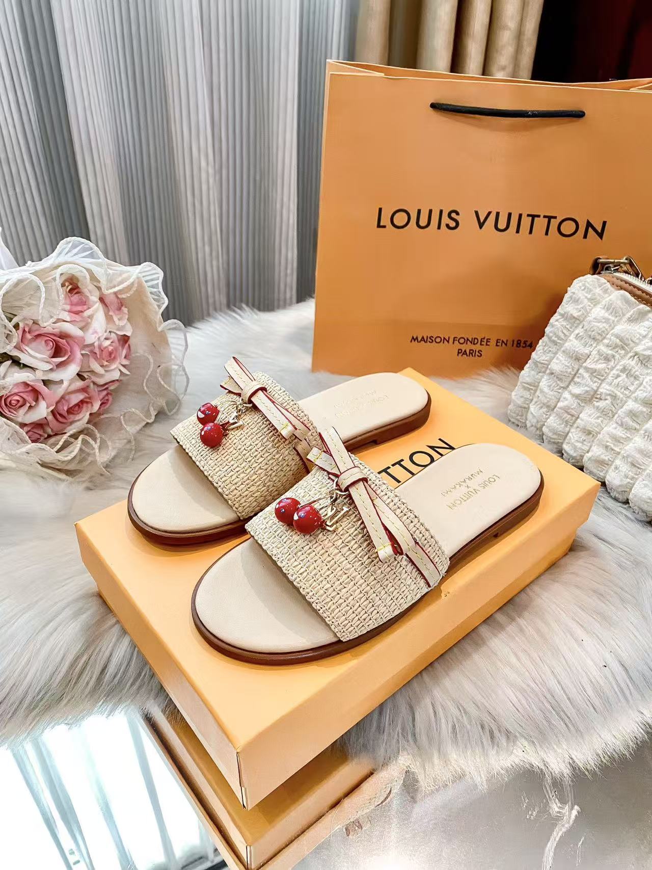 LVチェリースリッパ【50％割引+送料無料】