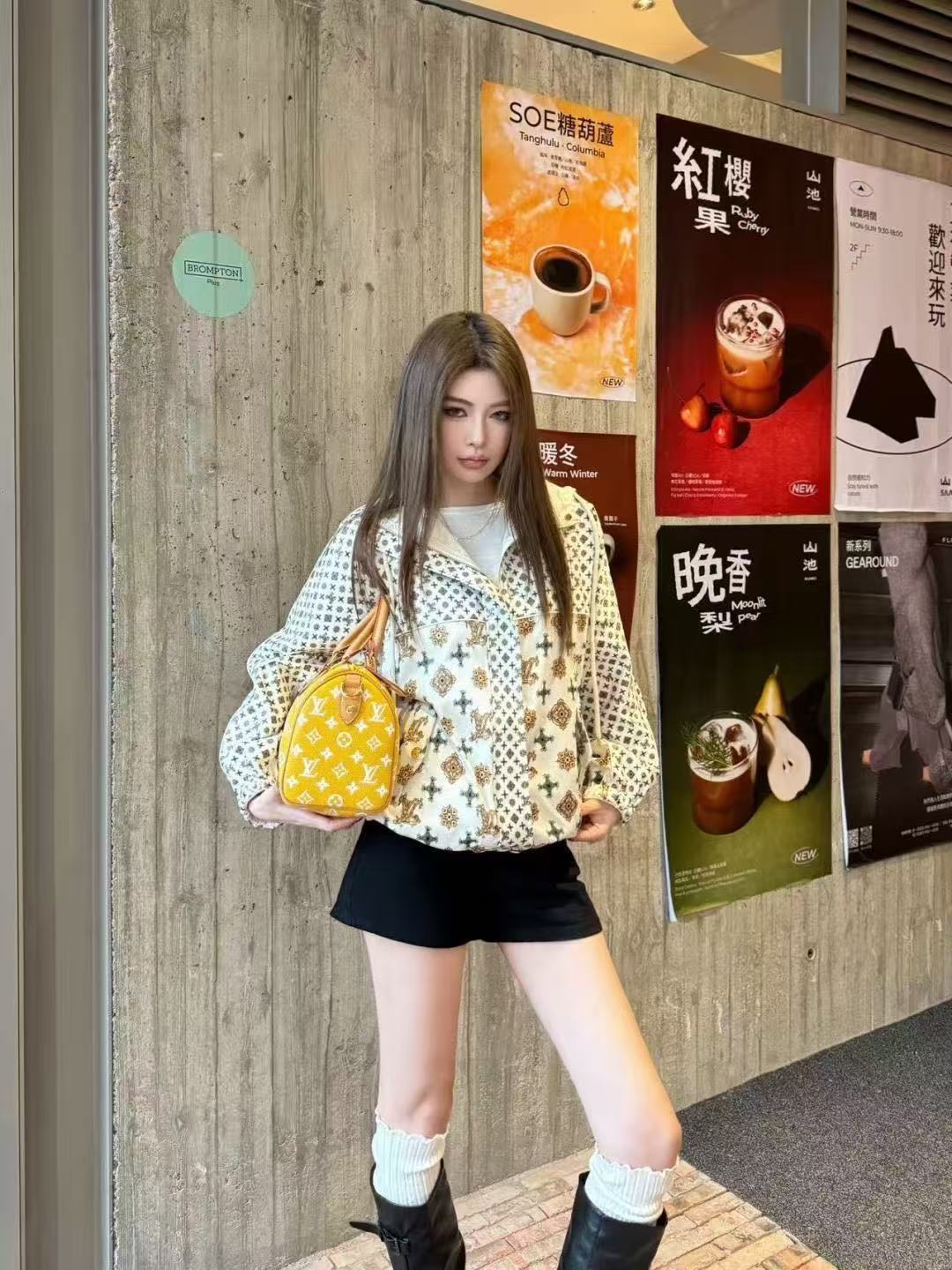 LVプリント柄のフード付きジャケット【50％割引+送料無料】