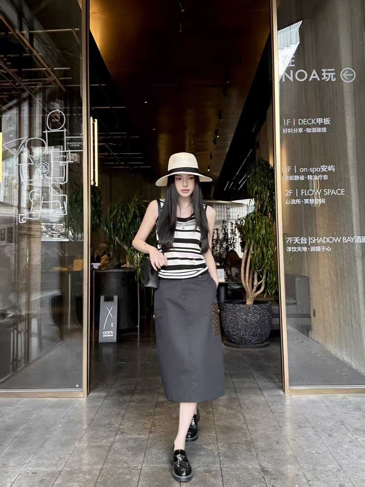 LVポケットプリントミディスカート【50％割引+送料無料】