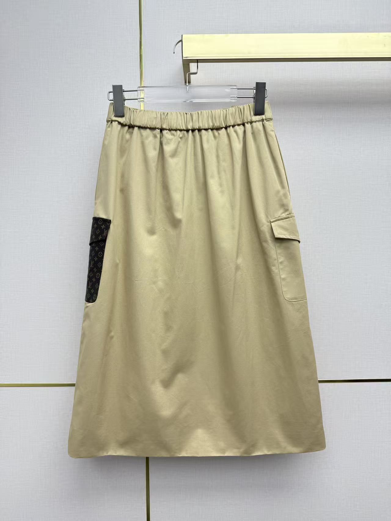 LVポケットプリントミディスカート【50％割引+送料無料】