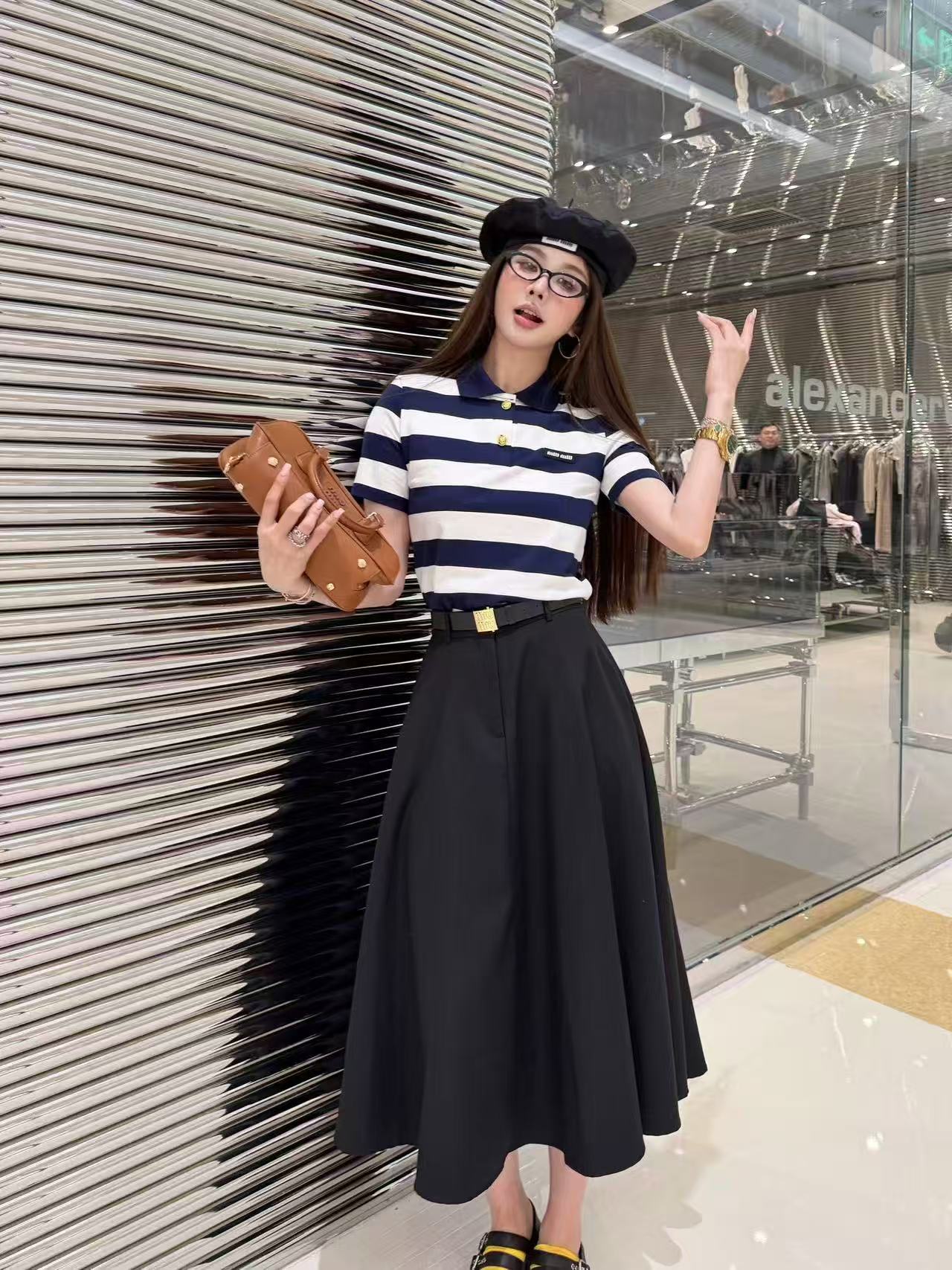 M1UM1U高品質トップス＋スカート ツーピースセット【50％割引+送料無料】