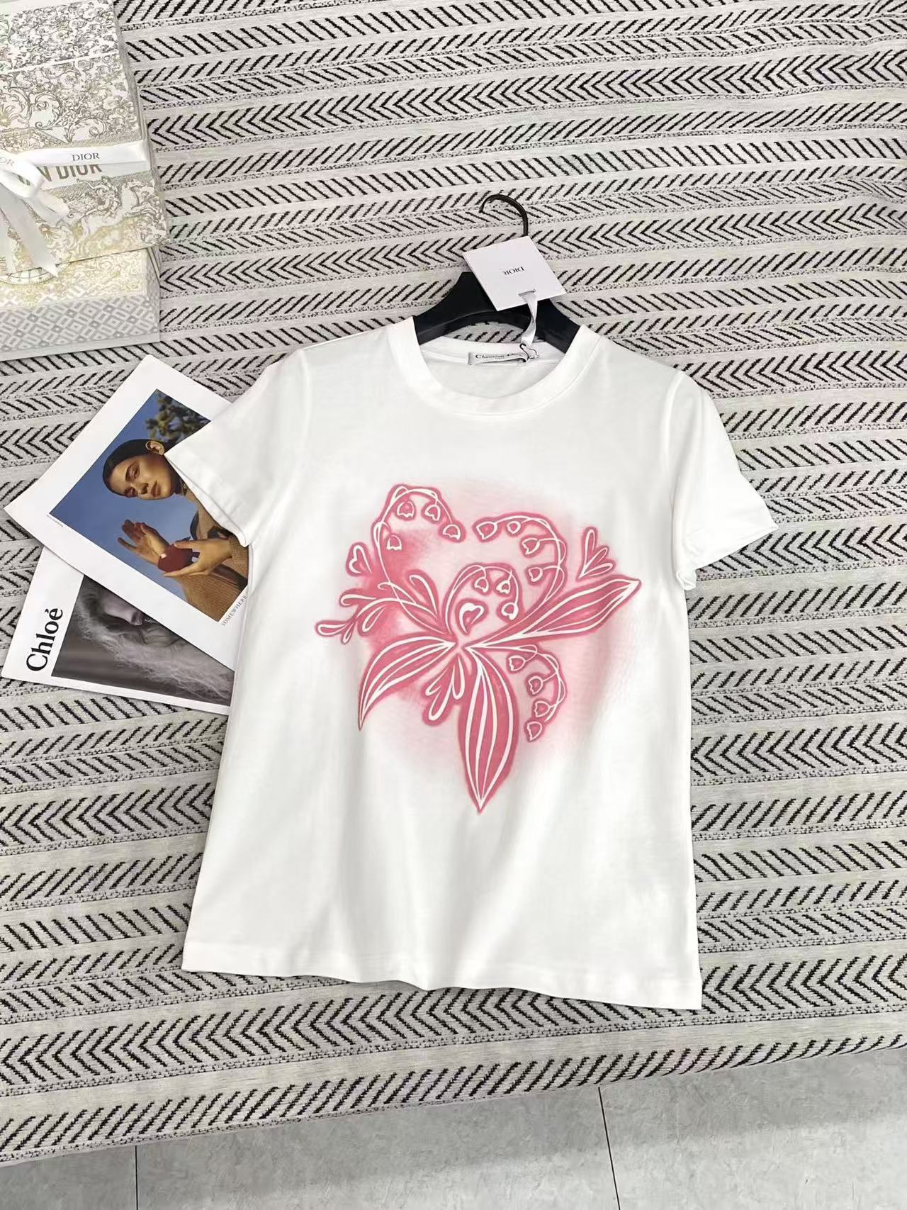 DI0RスプレープリントTシャツ【50％割引+送料無料】