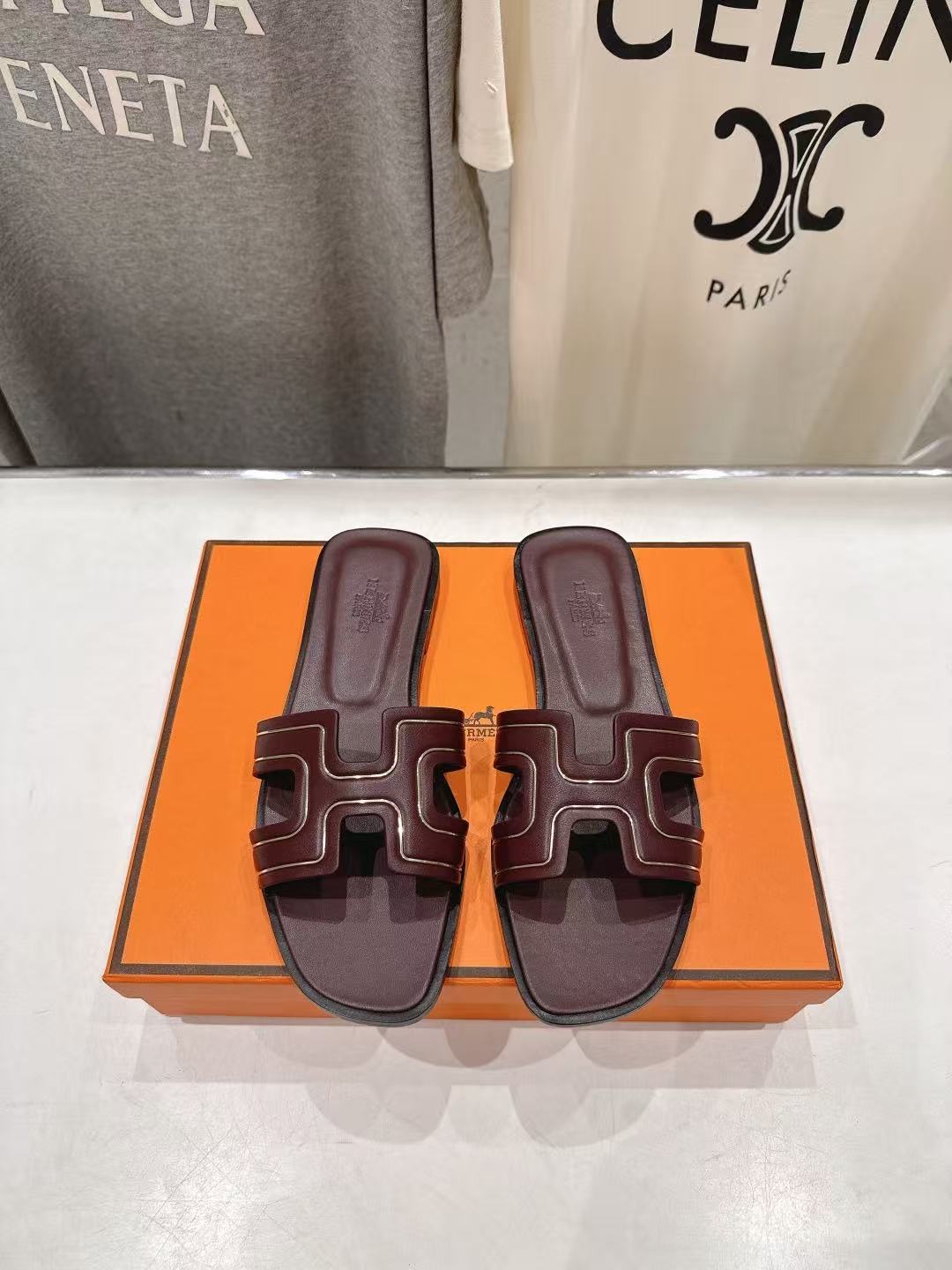 HERME5高品質なH型レザーフラットシューズ【50％割引+送料無料】