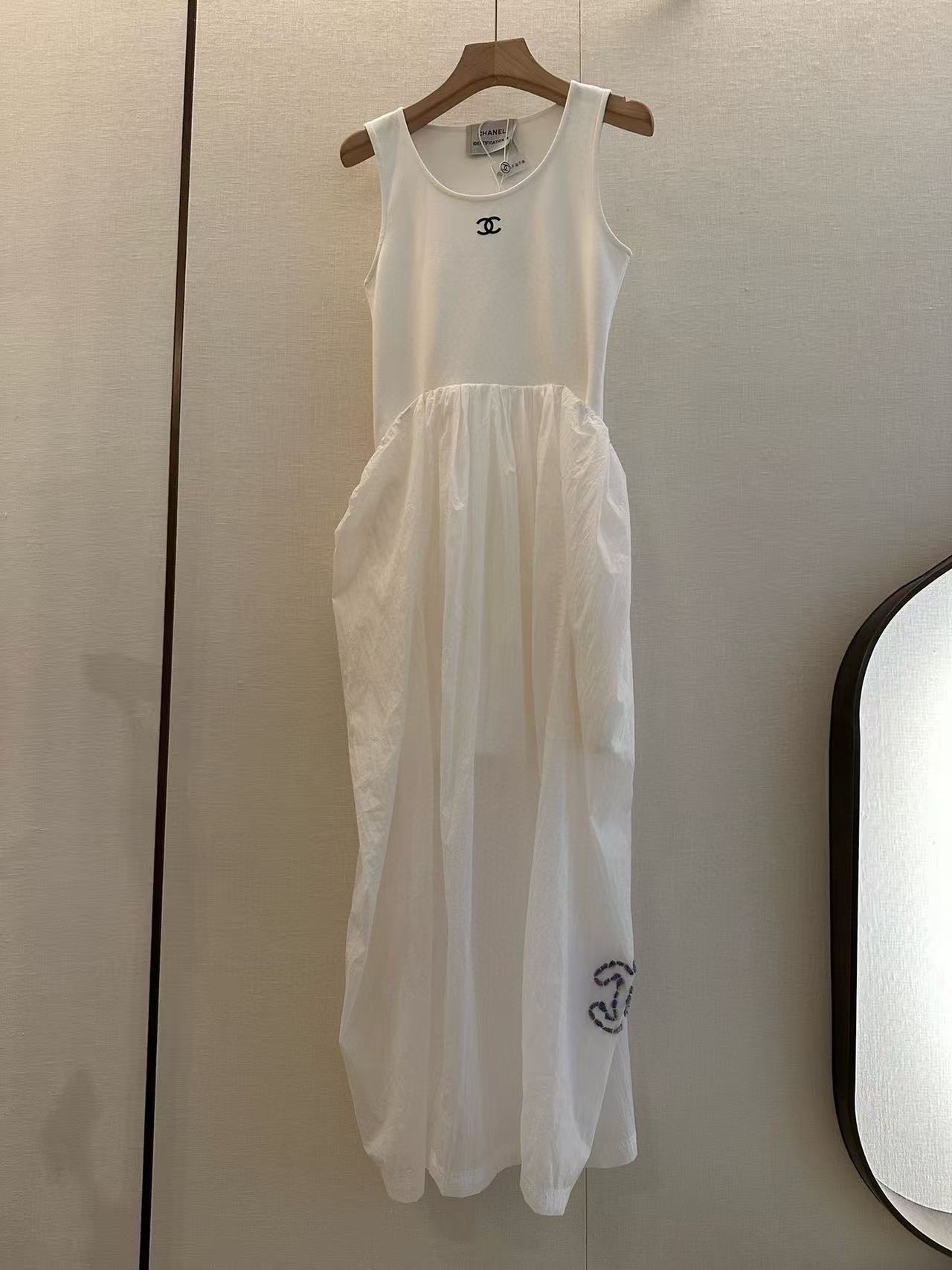 CHANE1 ダブルC ノースリーブドレス【50％割引+送料無料】