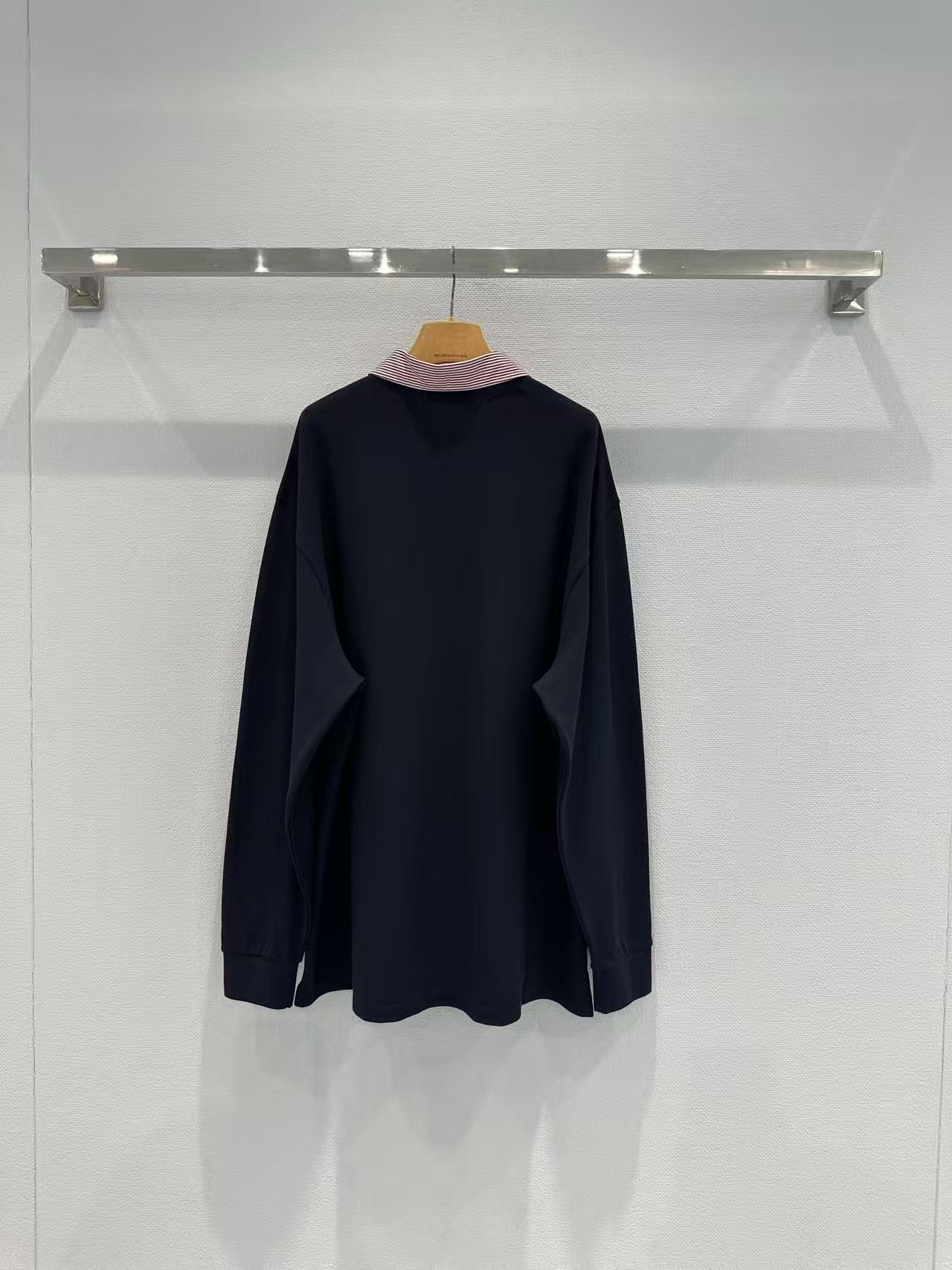 M1UM1U 襟付きトップス【50％割引+送料無料】