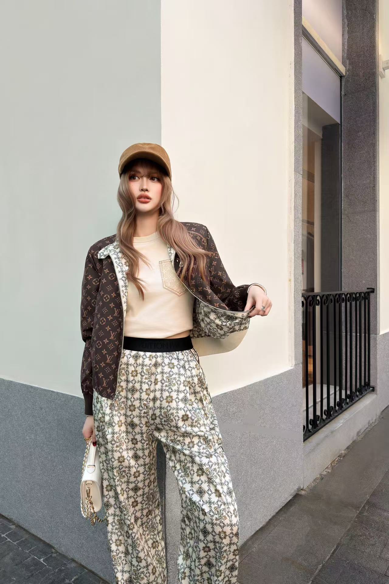 LV リバーシブル スタンドカラー ジャケット【50％割引+送料無料】