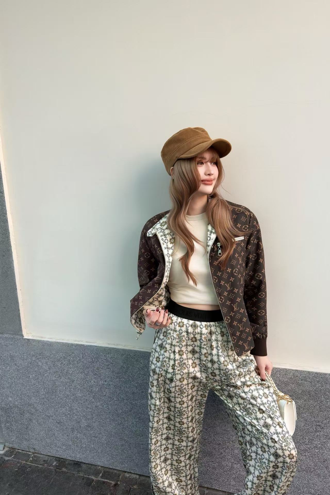 LV リバーシブル スタンドカラー ジャケット【50％割引+送料無料】