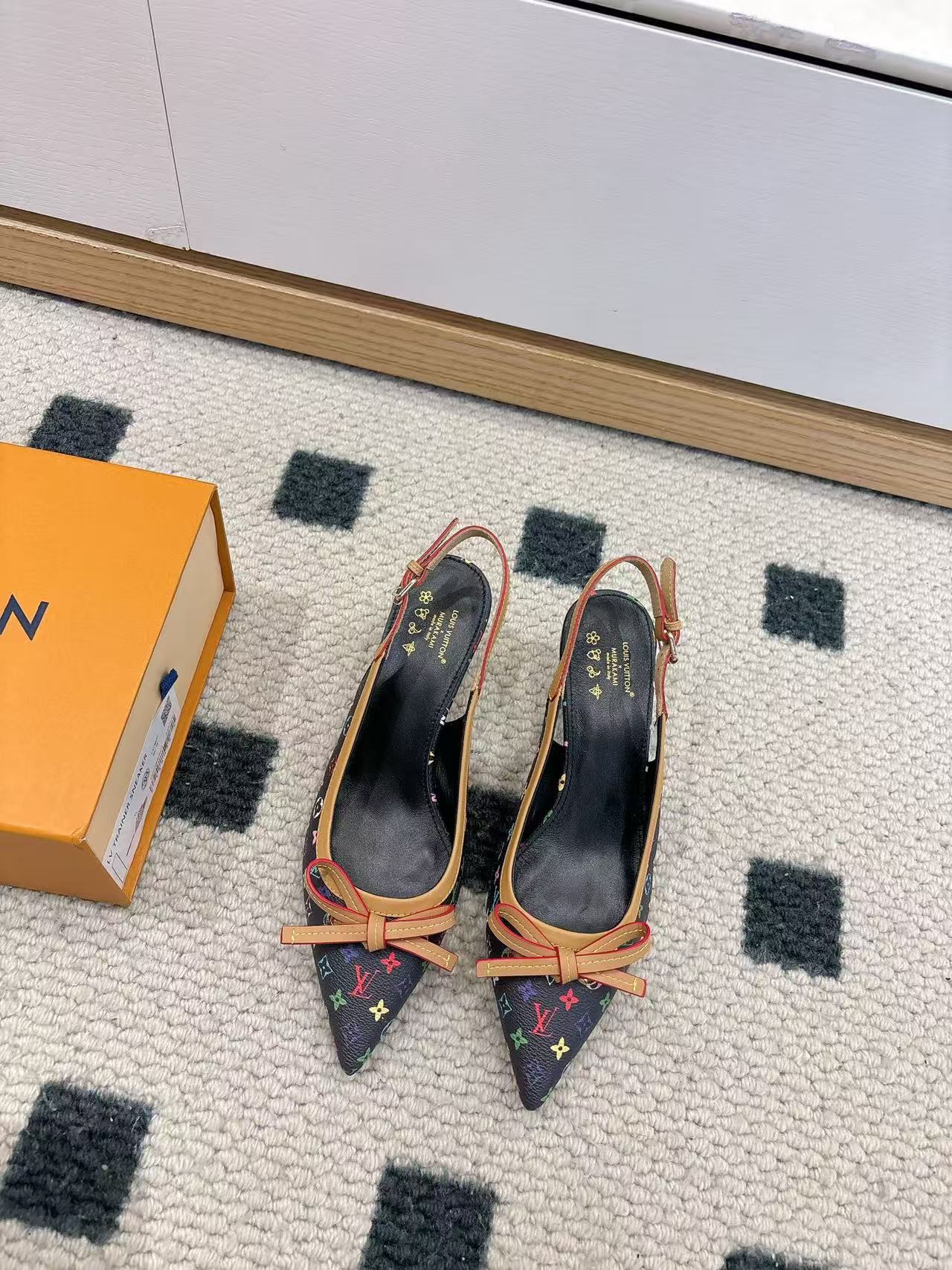 LV 高品質プリント ローヒールシューズ【50％割引+送料無料】