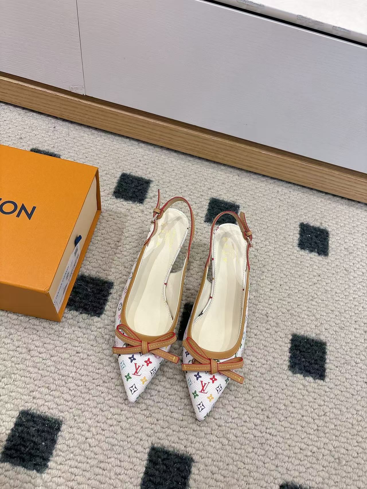 LV 高品質プリント ローヒールシューズ【50％割引+送料無料】