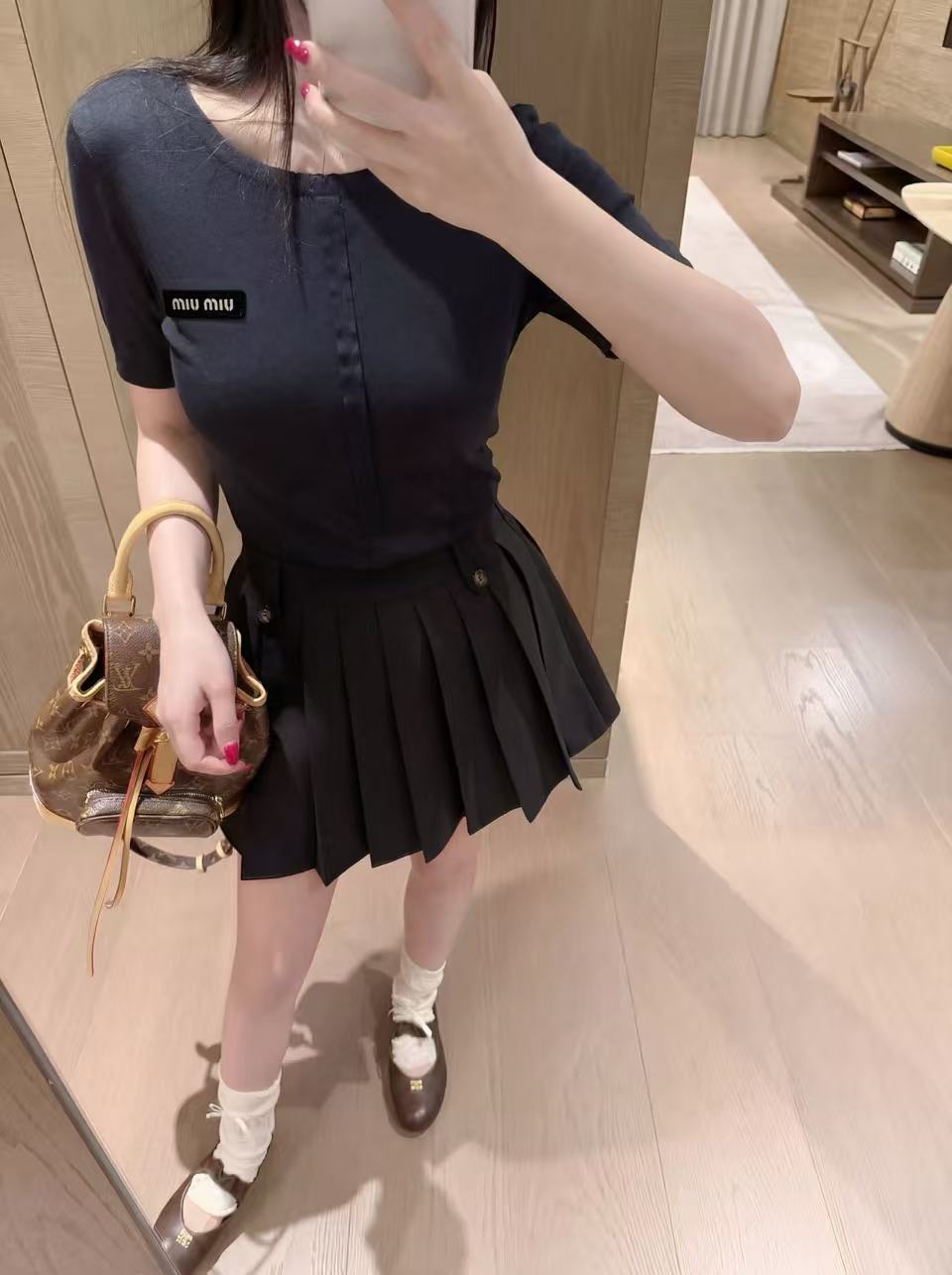 M1UM1U シンプルなTシャツ＋スカートのツーピースセット【50％割引+送料無料】