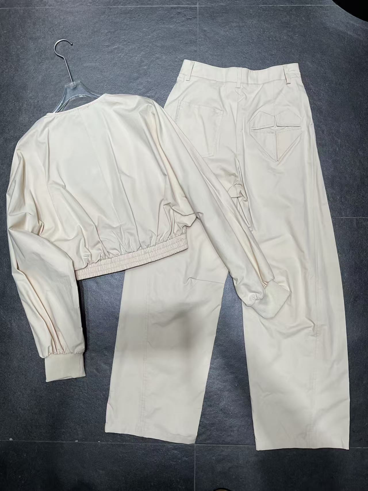 PR4DA トライアングルロゴ ジャケット＋パンツ ツーピースセット【50％割引+送料無料】