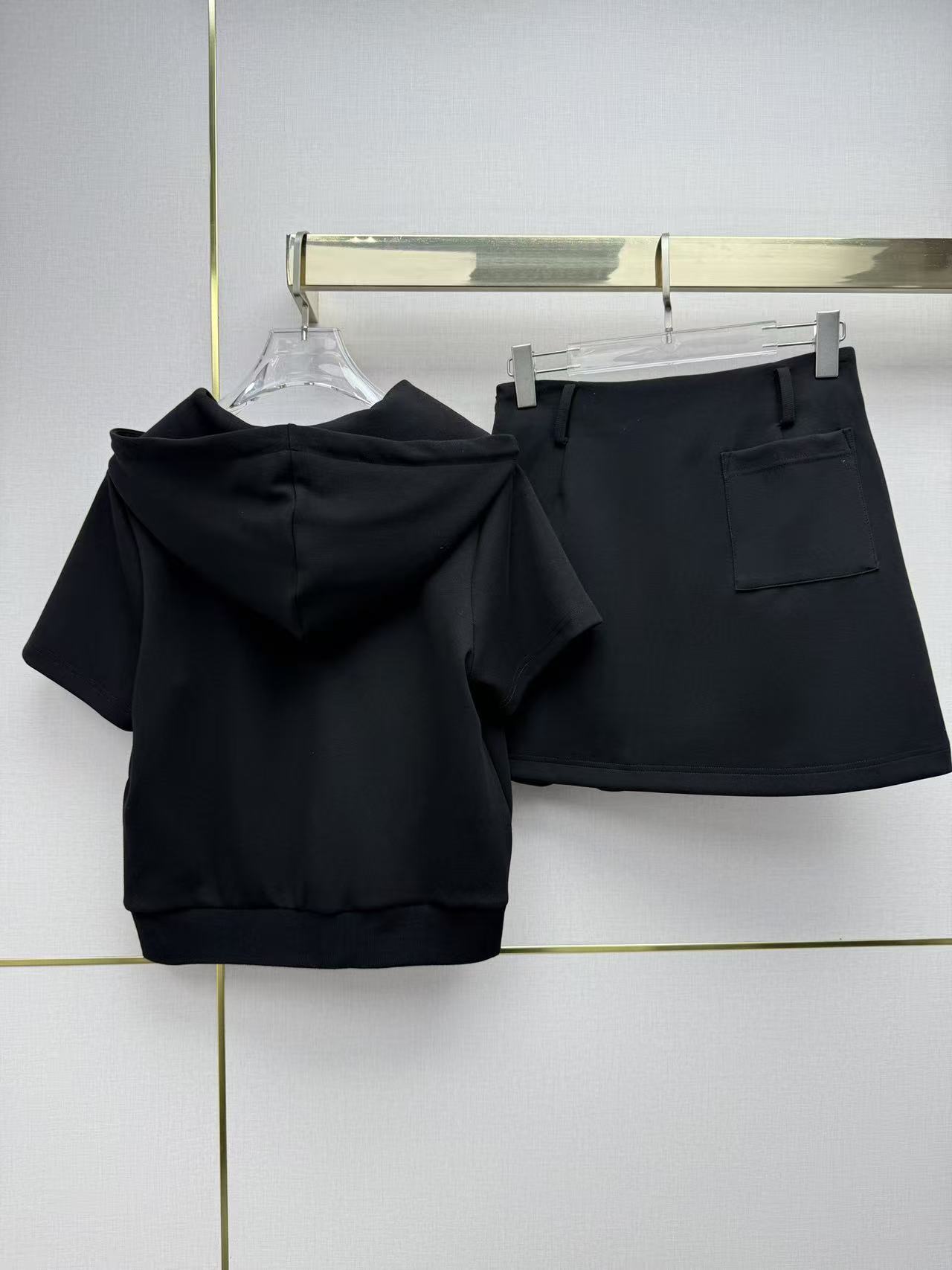 L0WEW パーカーとスカートのツーピースセット【50％割引+送料無料】