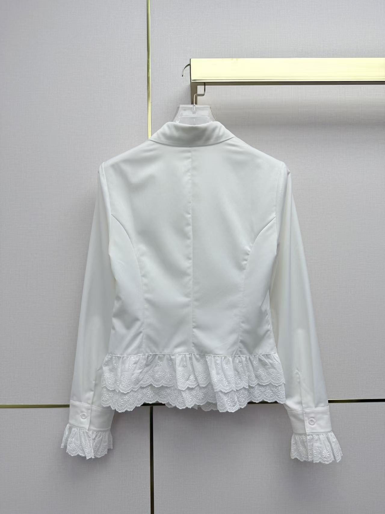 M1UM1U レーストリム裾の長袖ブラウス【50％割引+送料無料】