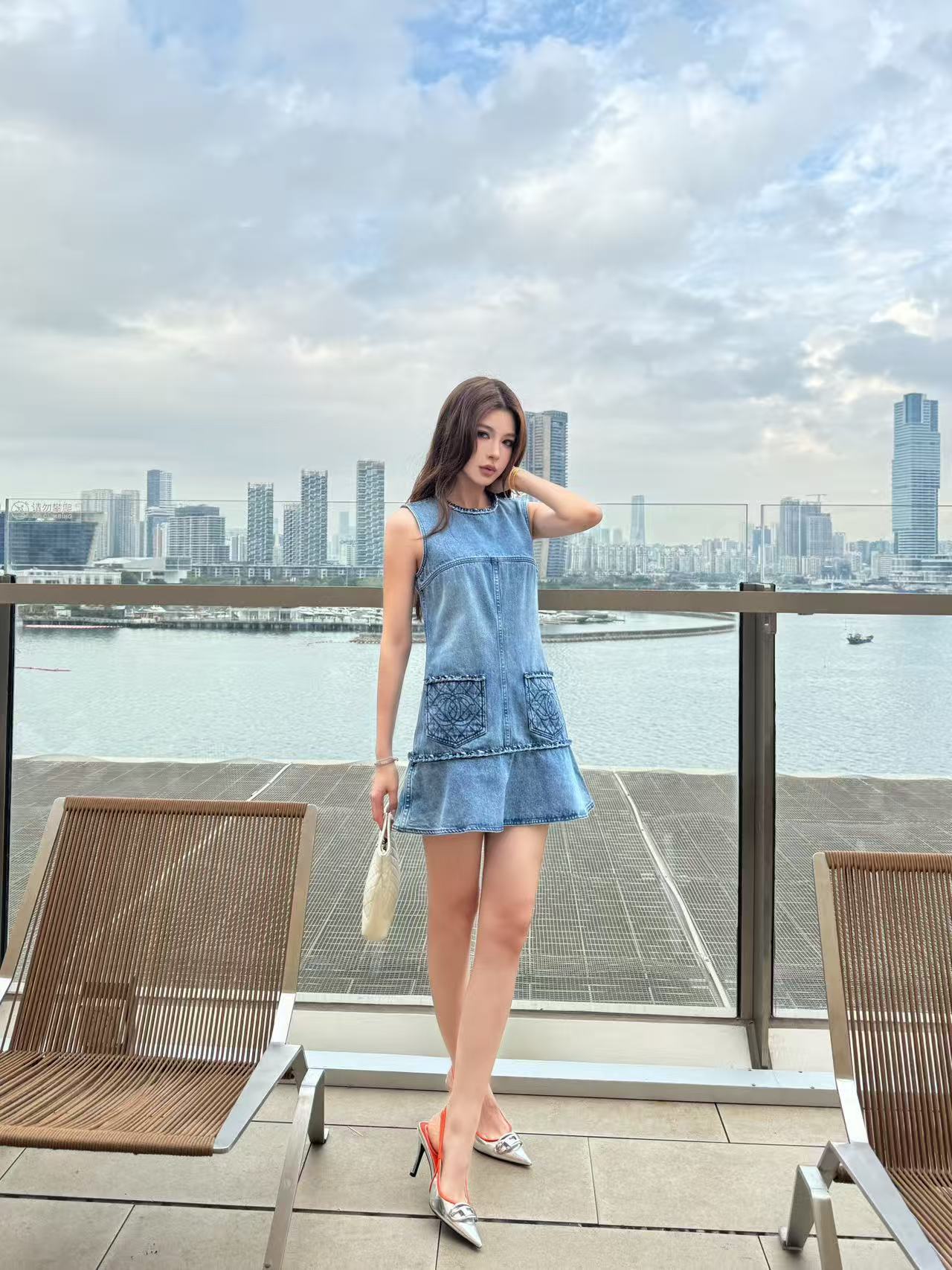 CHANE1 ダブルC デニム ノースリーブドレス【50％割引+送料無料】