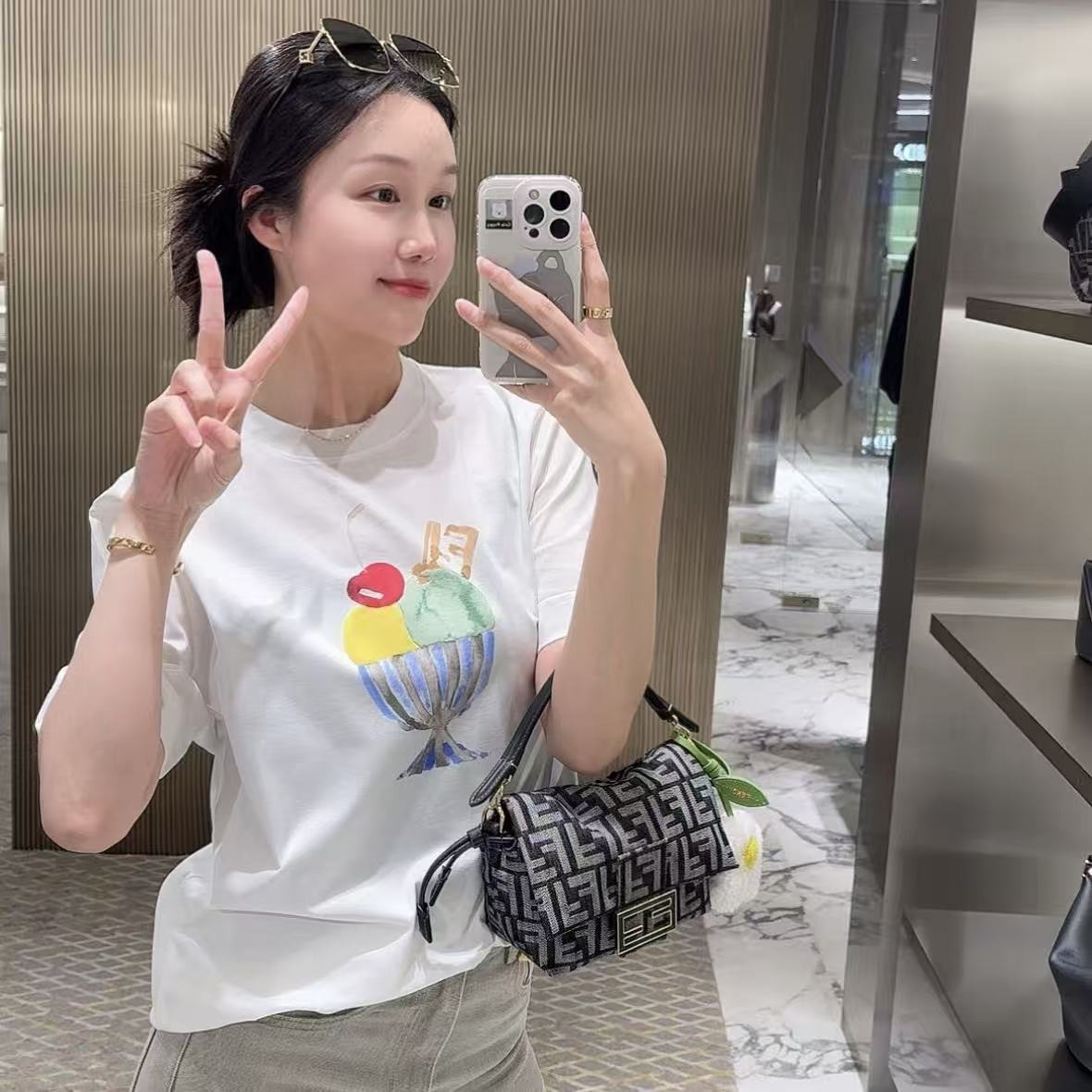 FEND1 アイスクリームチェリーTシャツ【50％割引+送料無料】