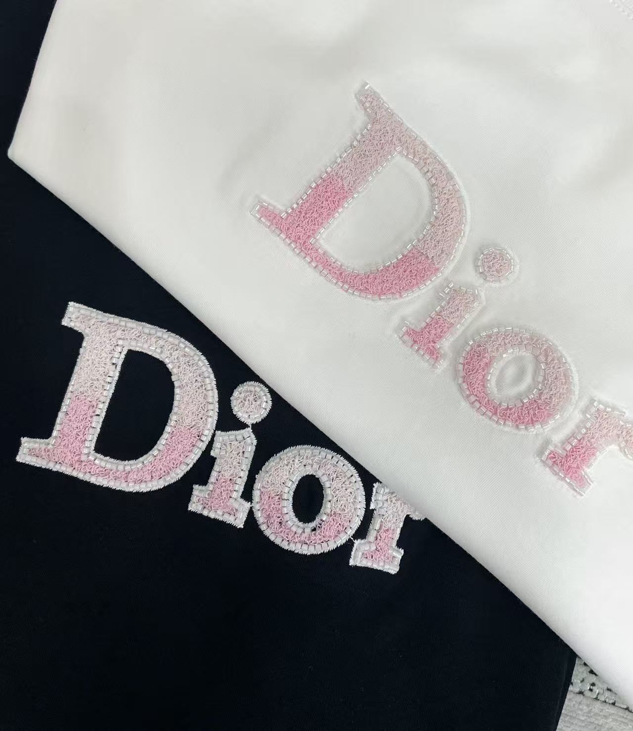 DI0Rグラデーション文字Tシャツ【50％割引+送料無料】