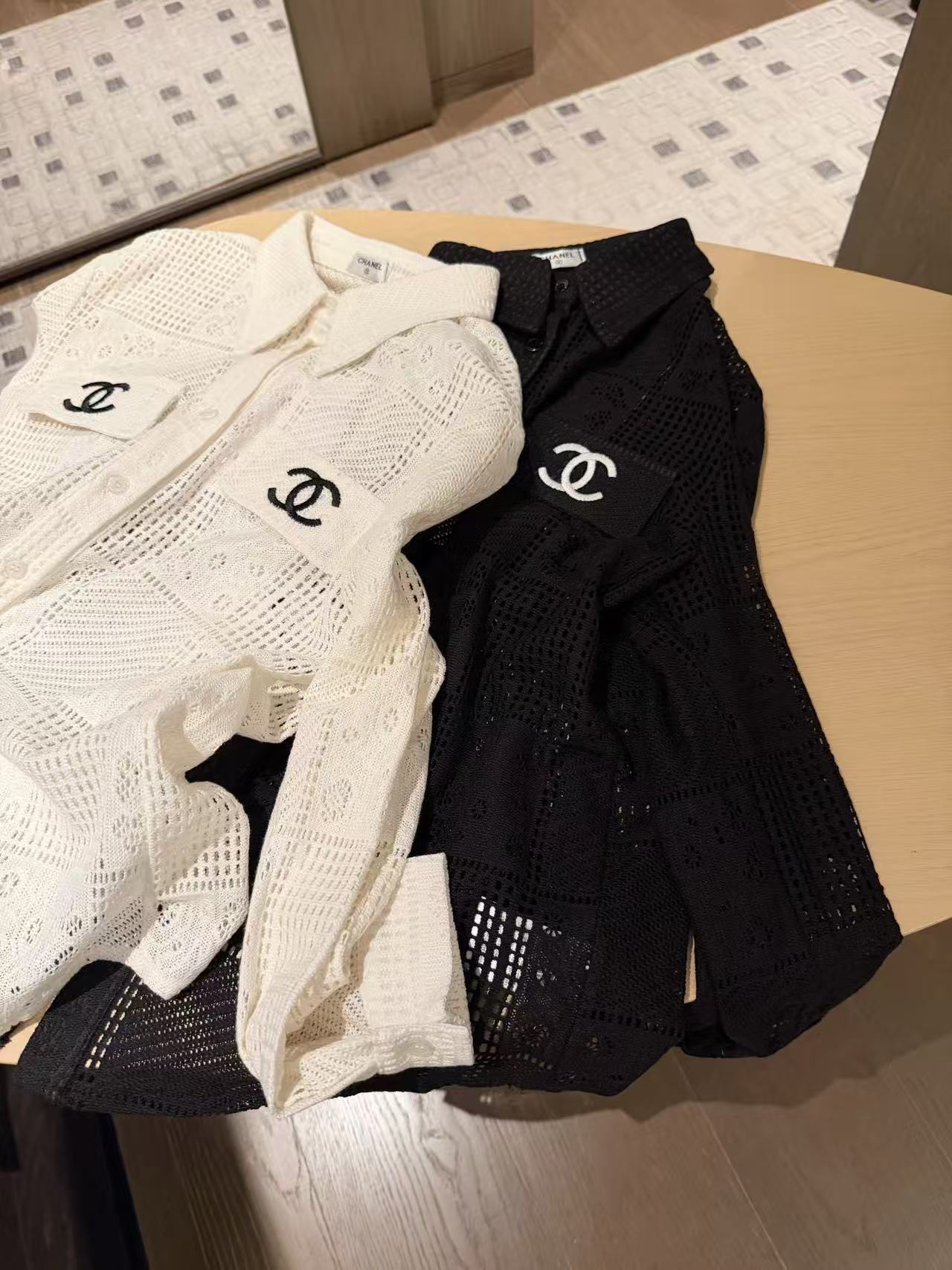 CHANE1 刺繍入りダブルCレースブラウス【50％割引+送料無料】