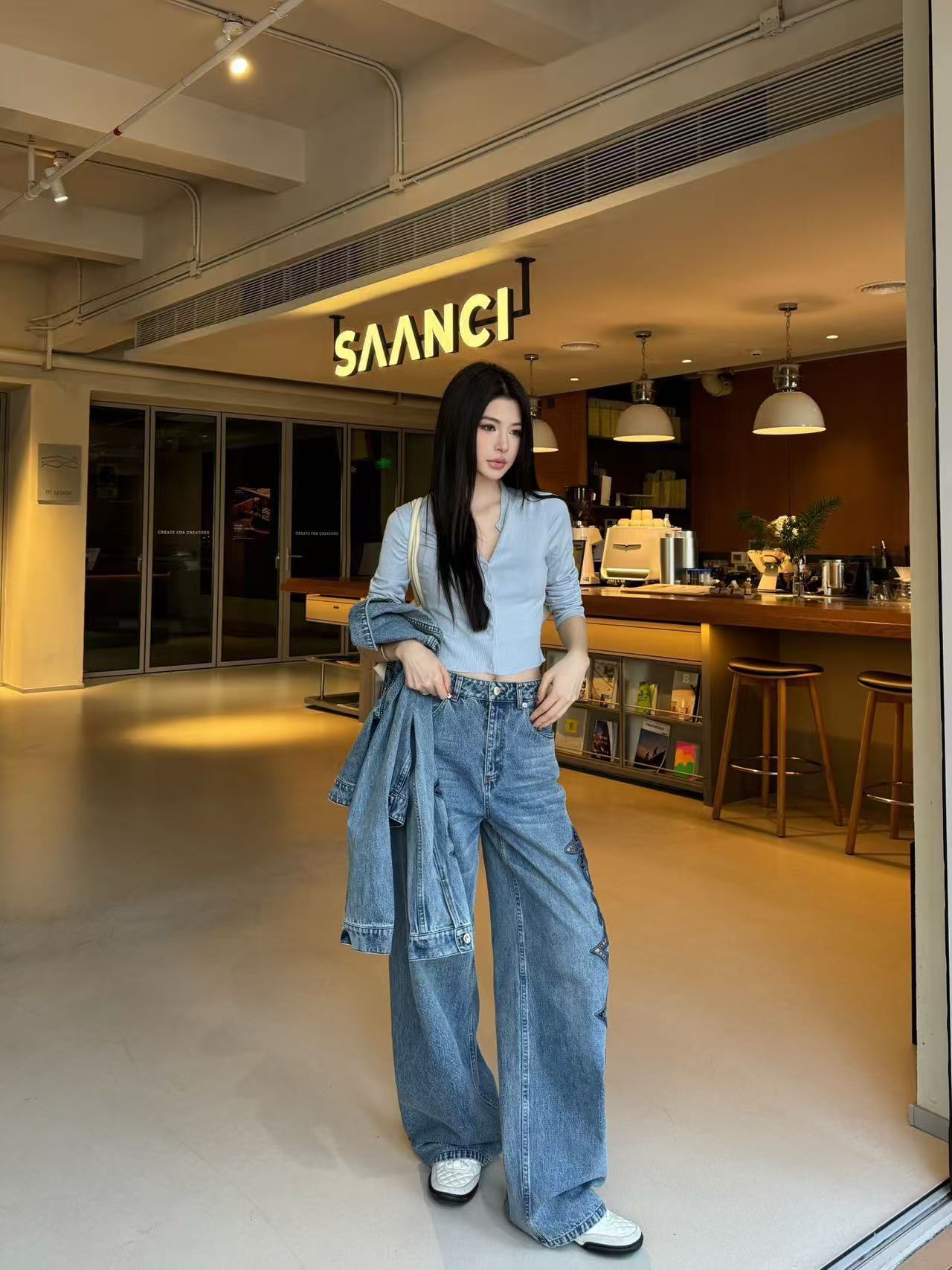 LV四つ葉のクローバーの刺繍入りジーンズ【50％割引+送料無料】