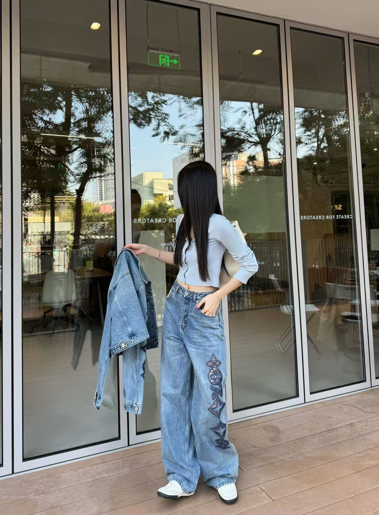 LV四つ葉のクローバーの刺繍入りジーンズ【50％割引+送料無料】