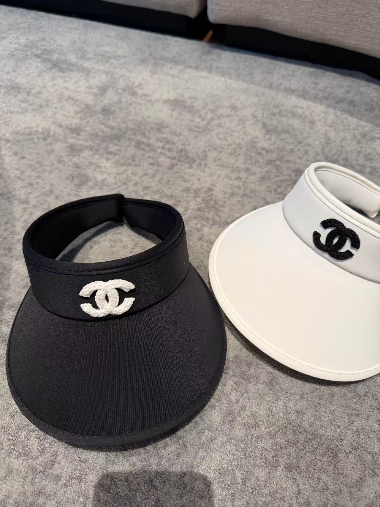 CHANE1 ダブルC バイザーキャップ【50％割引+送料無料】