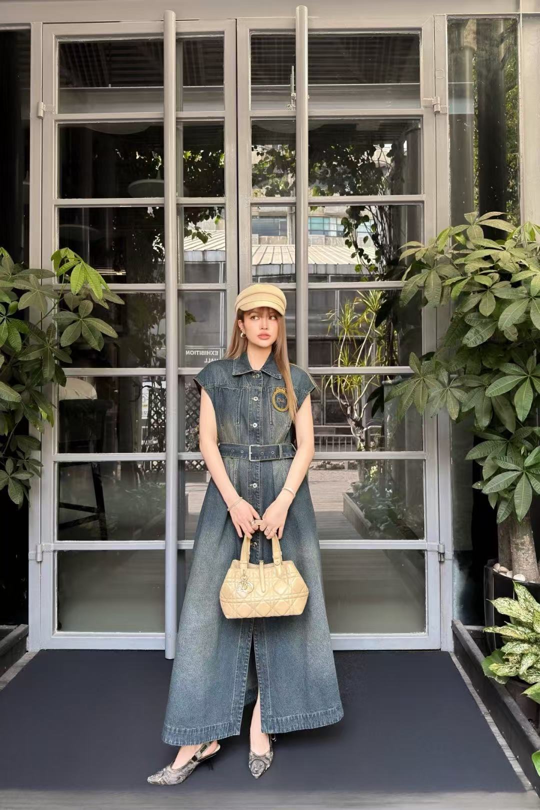 DIOR 刺繍入りレター デニムドレス【50％割引+送料無料】