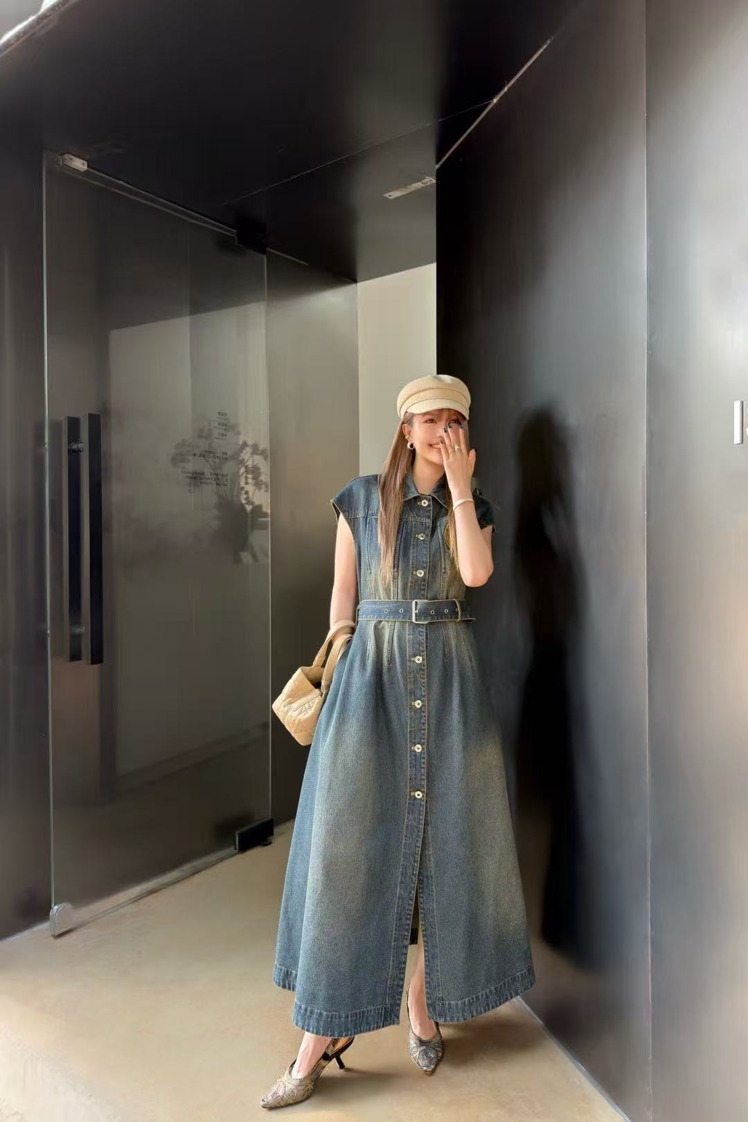 DIOR 刺繍入りレター デニムドレス【50％割引+送料無料】