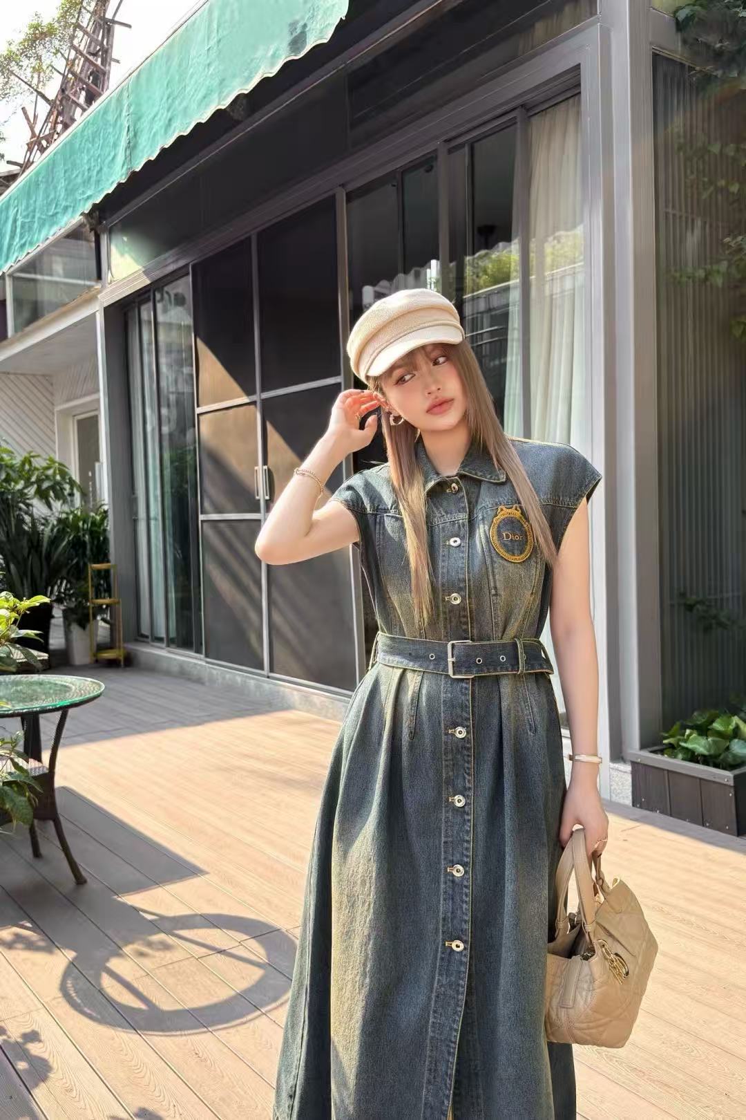 DIOR 刺繍入りレター デニムドレス【50％割引+送料無料】