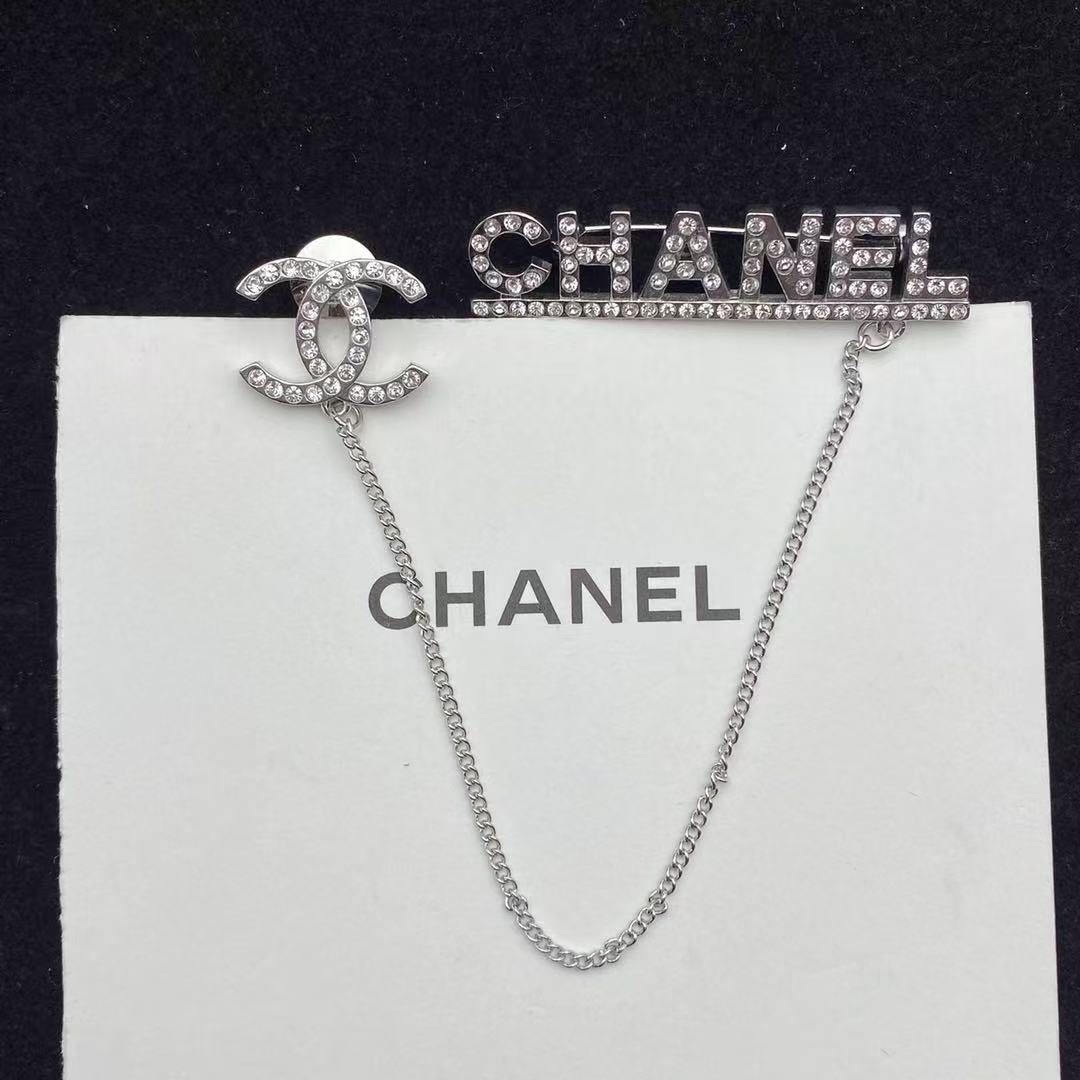 CHANE1 ダイヤモンドセット レタータッセルブローチ【50％割引+送料無料】