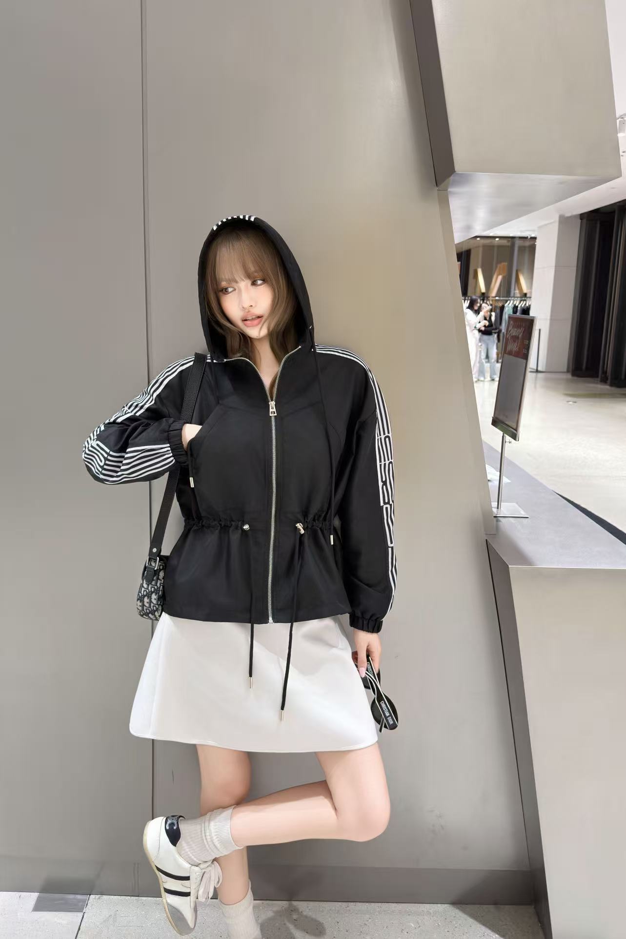 DIOR 高品質ドローストリング付きフードジャケット【50％割引+送料無料】