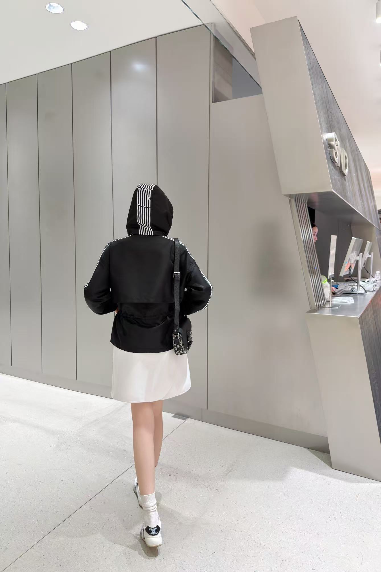 DIOR 高品質ドローストリング付きフードジャケット【50％割引+送料無料】