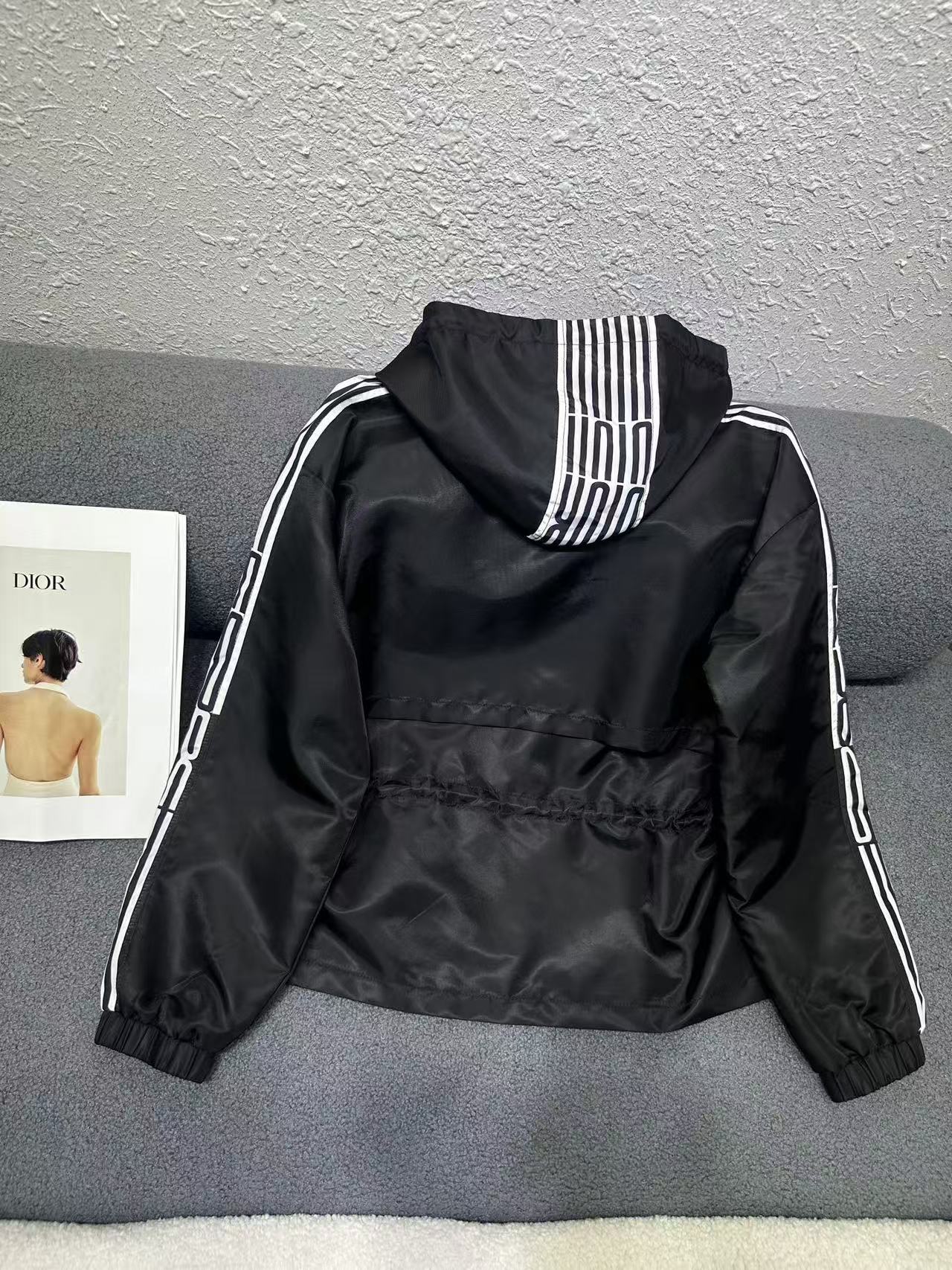 DIOR 高品質ドローストリング付きフードジャケット【50％割引+送料無料】