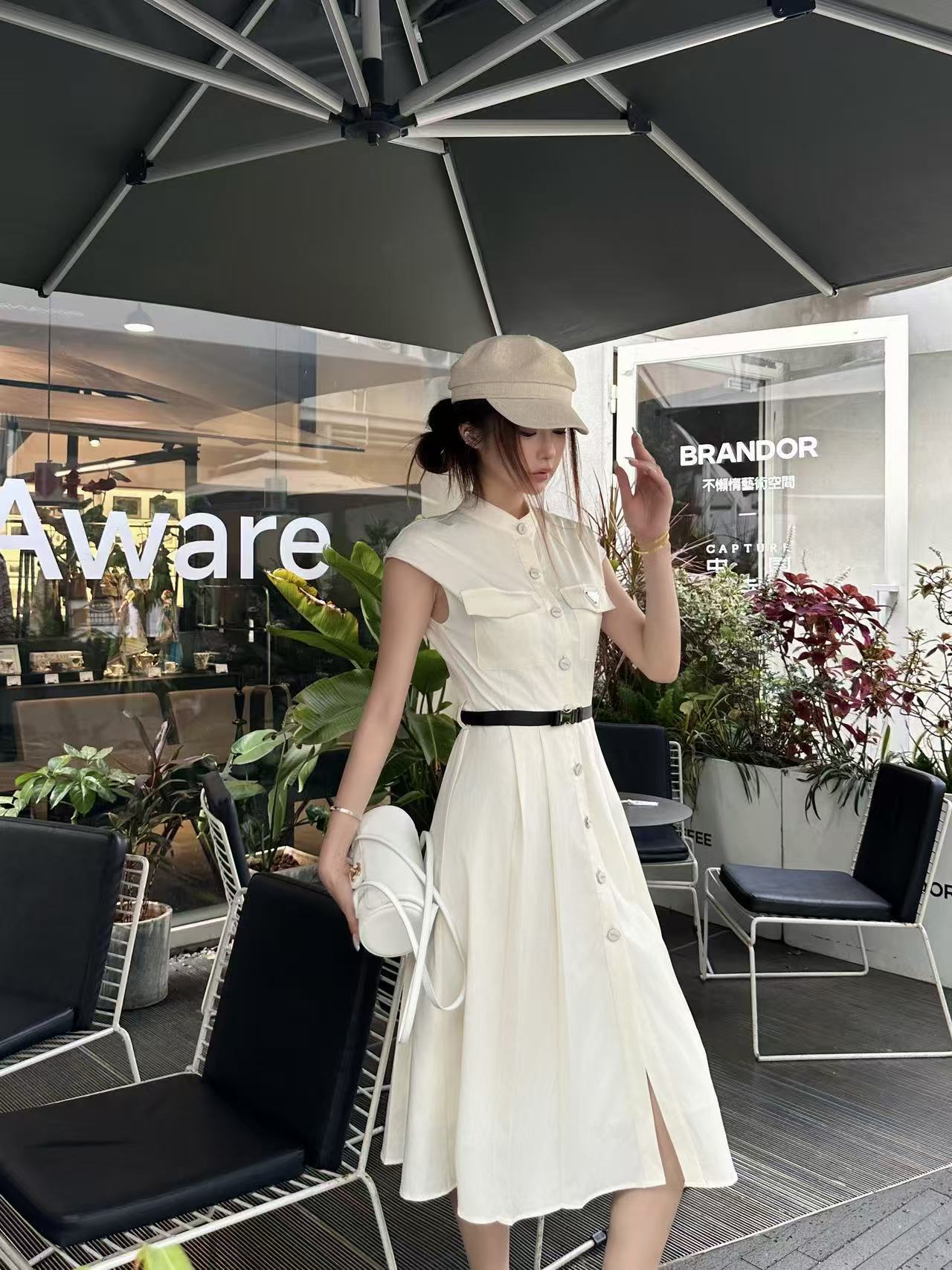 PR4DA 高品質トライアングルロゴ ノースリーブドレス【50％割引+送料無料】