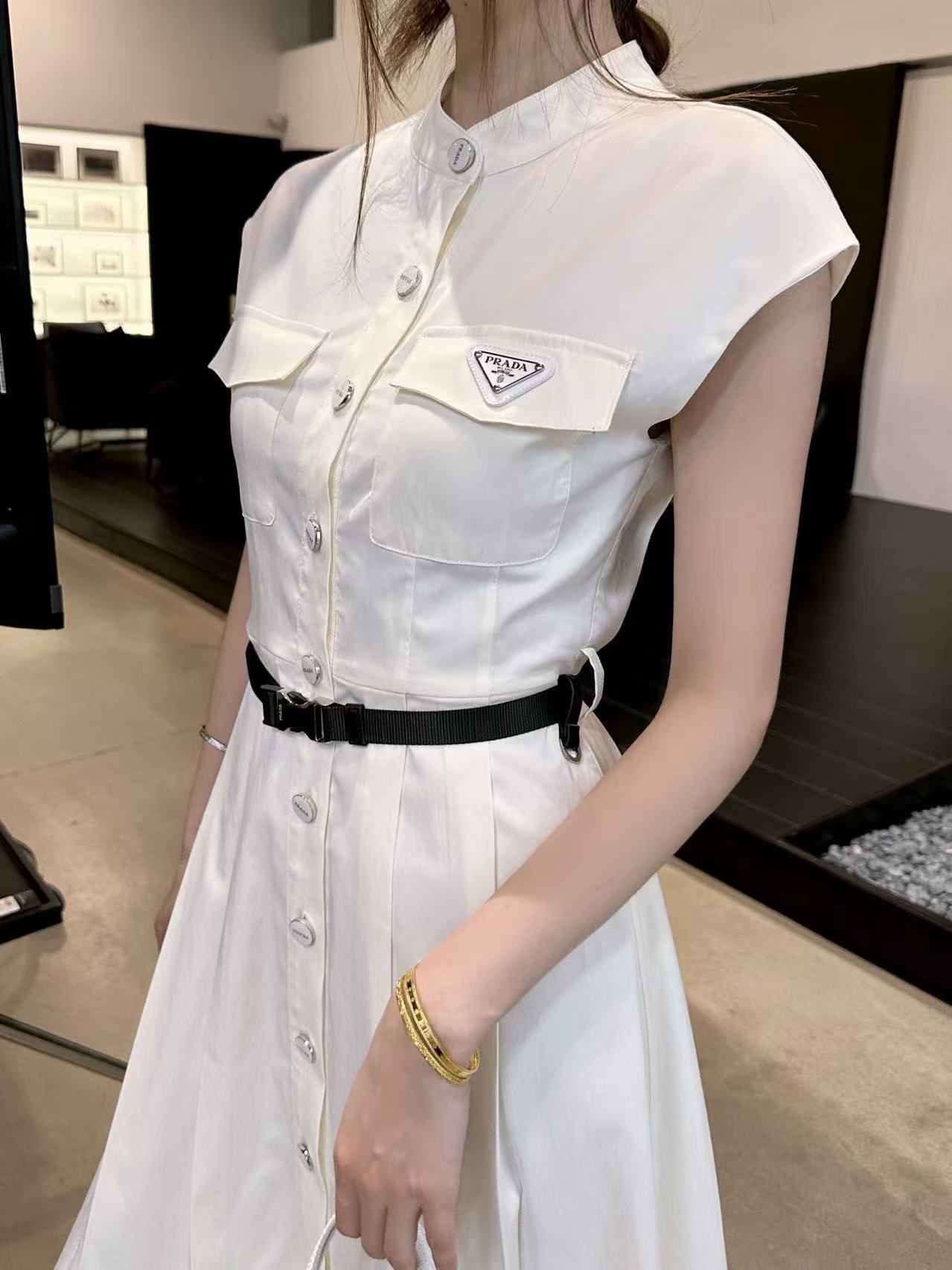 PR4DA 高品質トライアングルロゴ ノースリーブドレス【50％割引+送料無料】