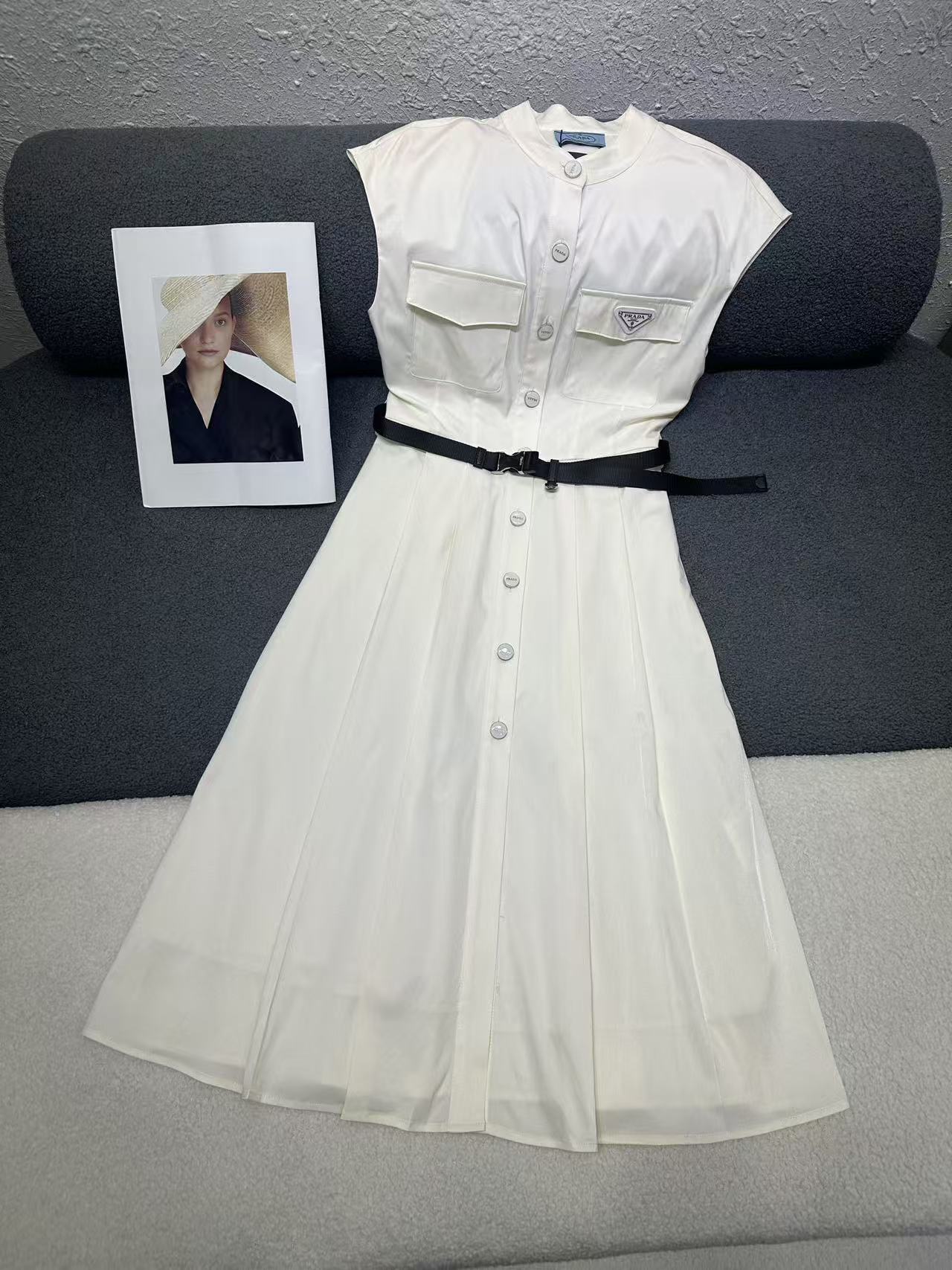 PR4DA 高品質トライアングルロゴ ノースリーブドレス【50％割引+送料無料】