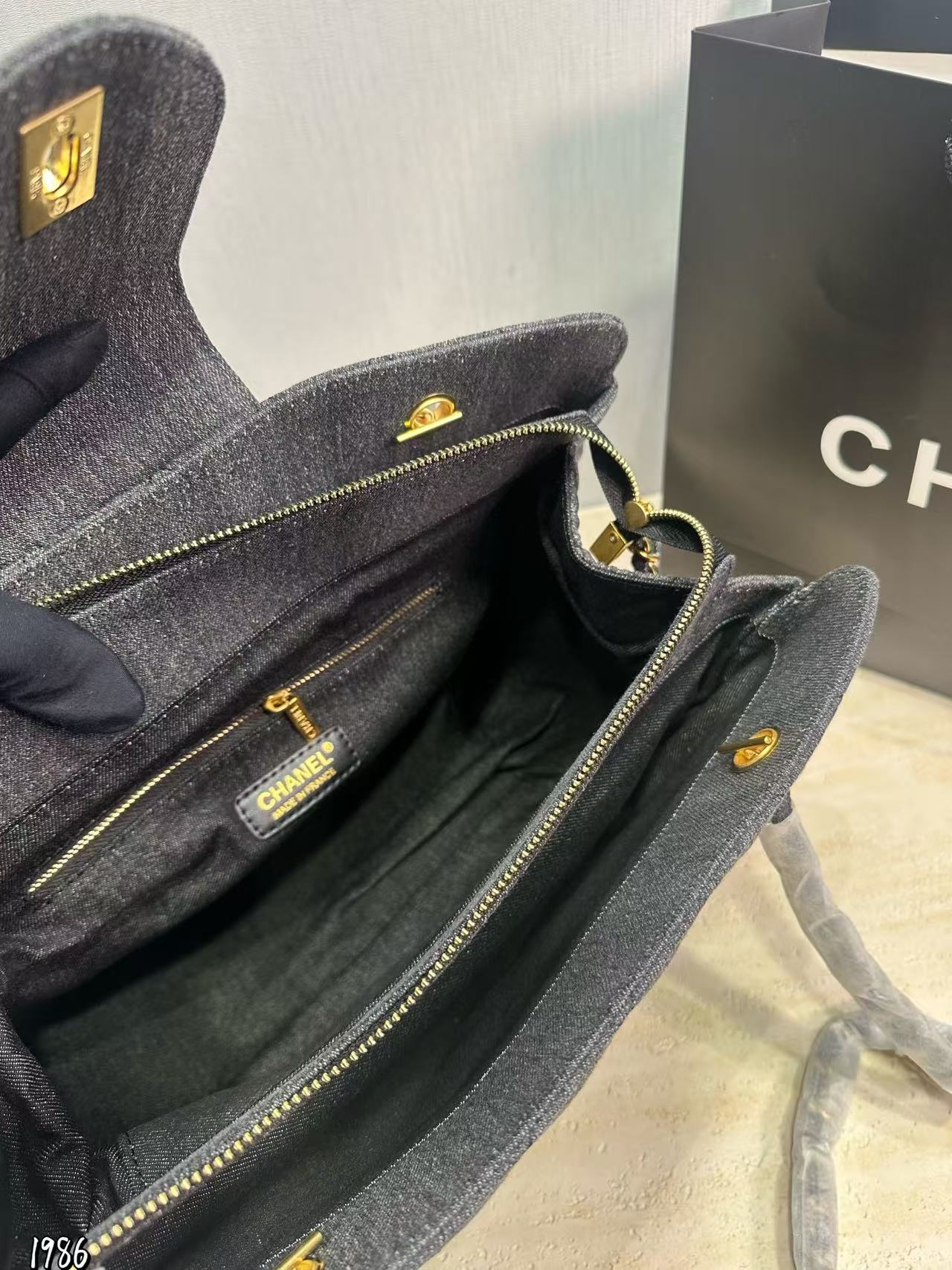 CHANE1 チェーンデニムトートバッグ【50％割引+送料無料】