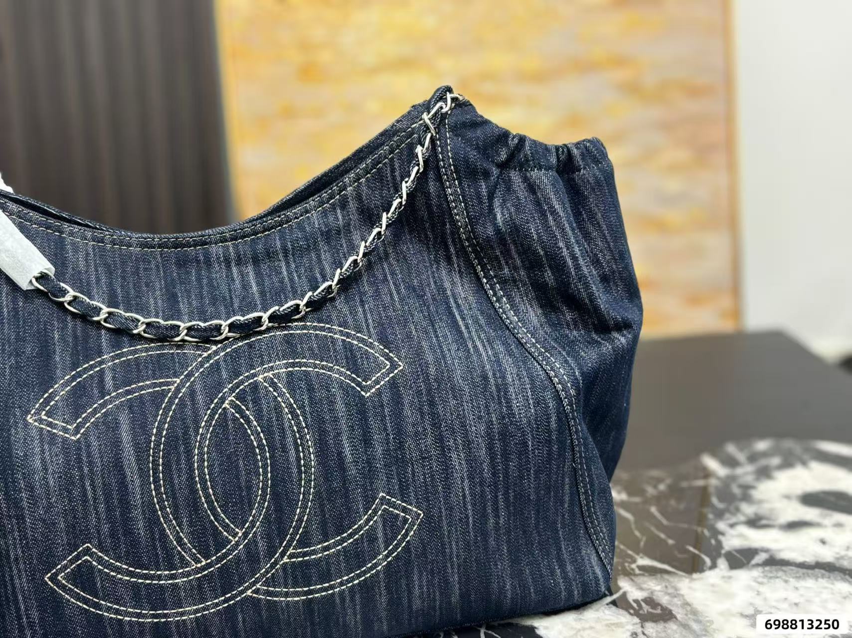 CHANE1 チェーンデニムトートバッグ【50％割引+送料無料】