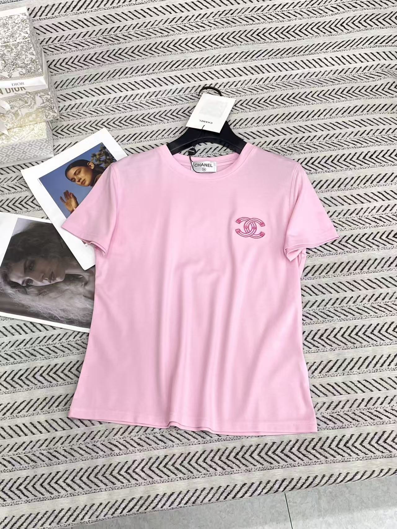 CHANE1 ダブルC刺繍ロゴTシャツ【50％割引+送料無料】