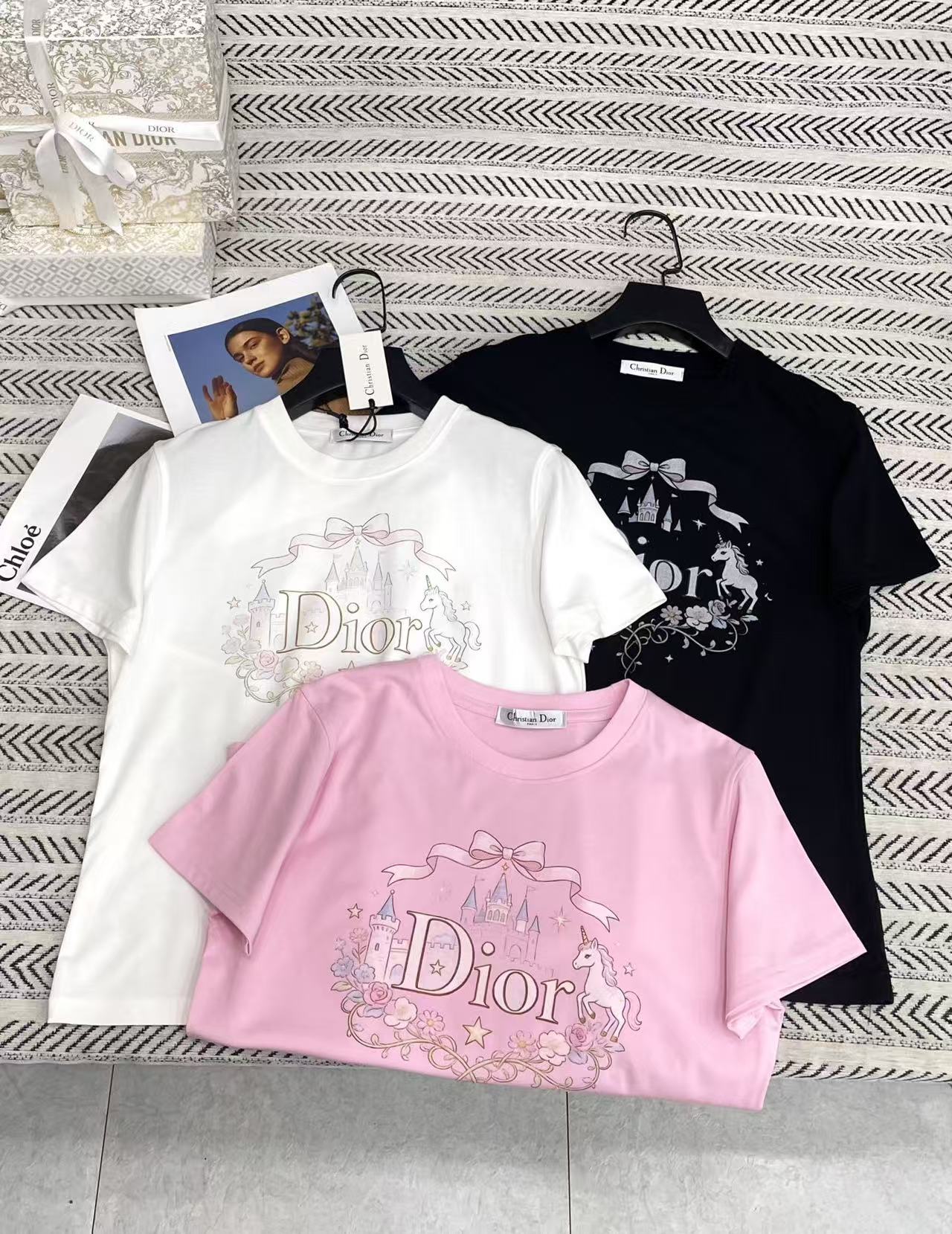 DI0Rお城とポニー柄Tシャツ【50％割引+送料無料】