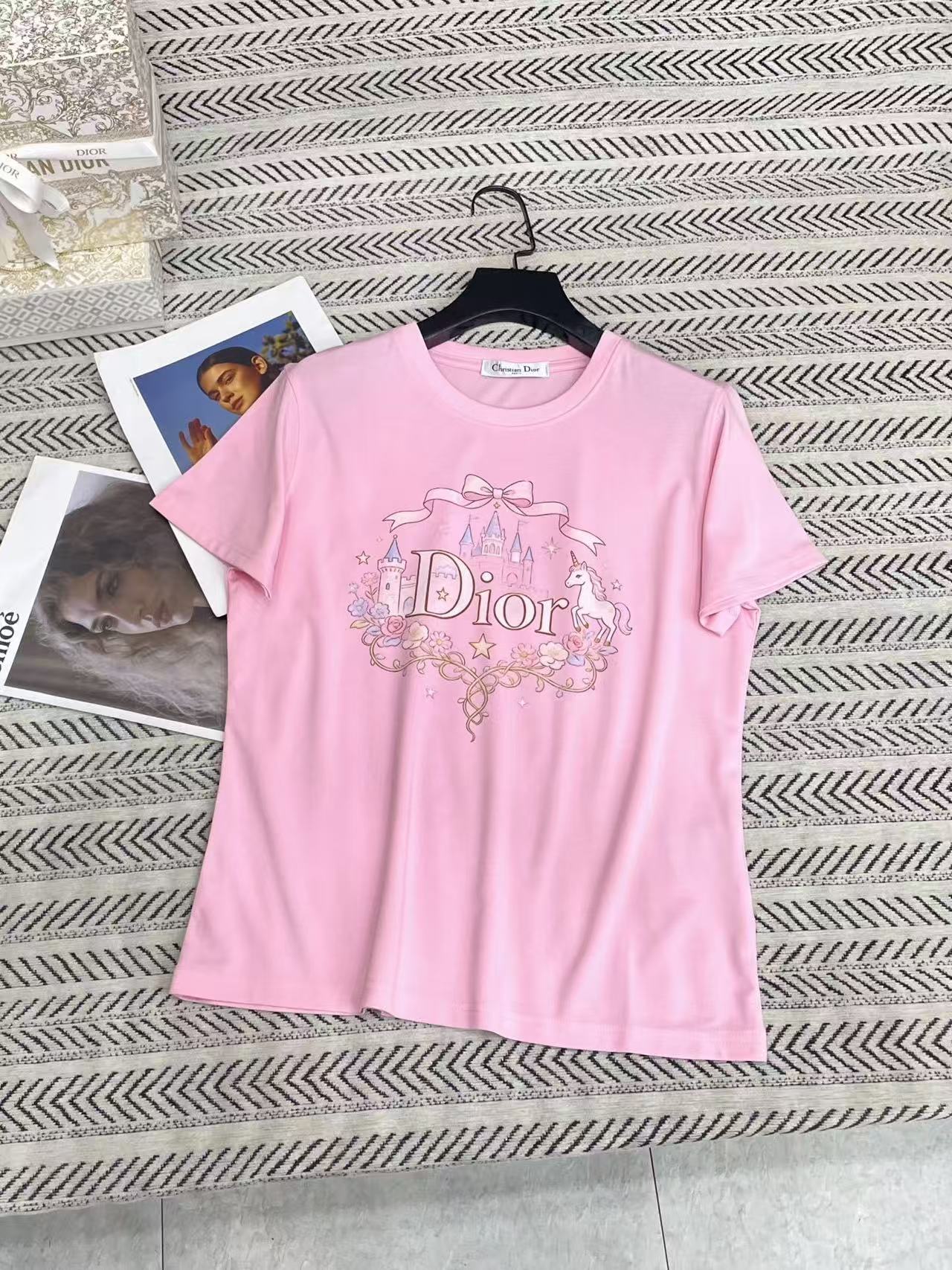 DI0Rお城とポニー柄Tシャツ【50％割引+送料無料】