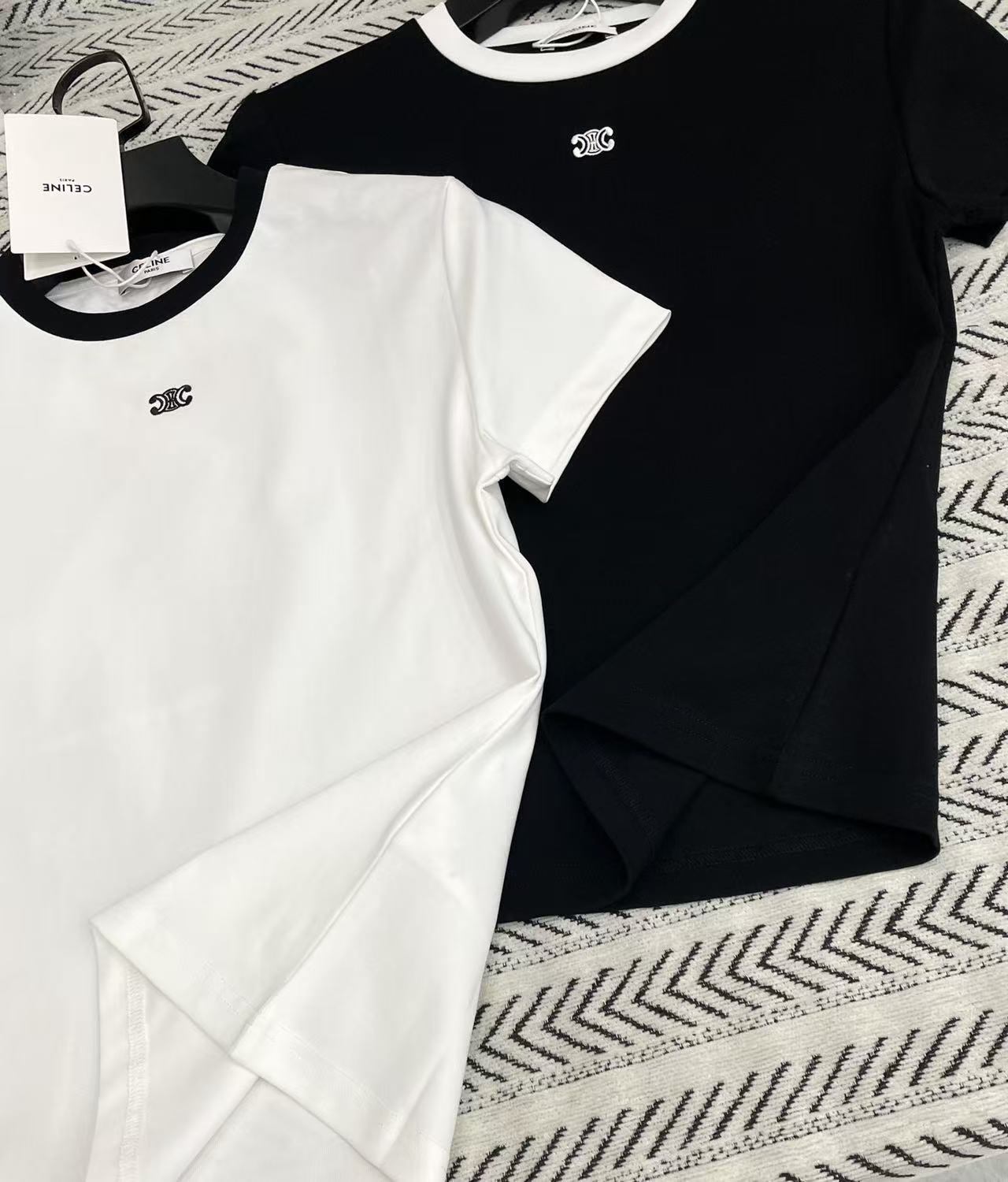 CEL1NE 凱旋門 ロゴ Tシャツ【50％割引+送料無料】