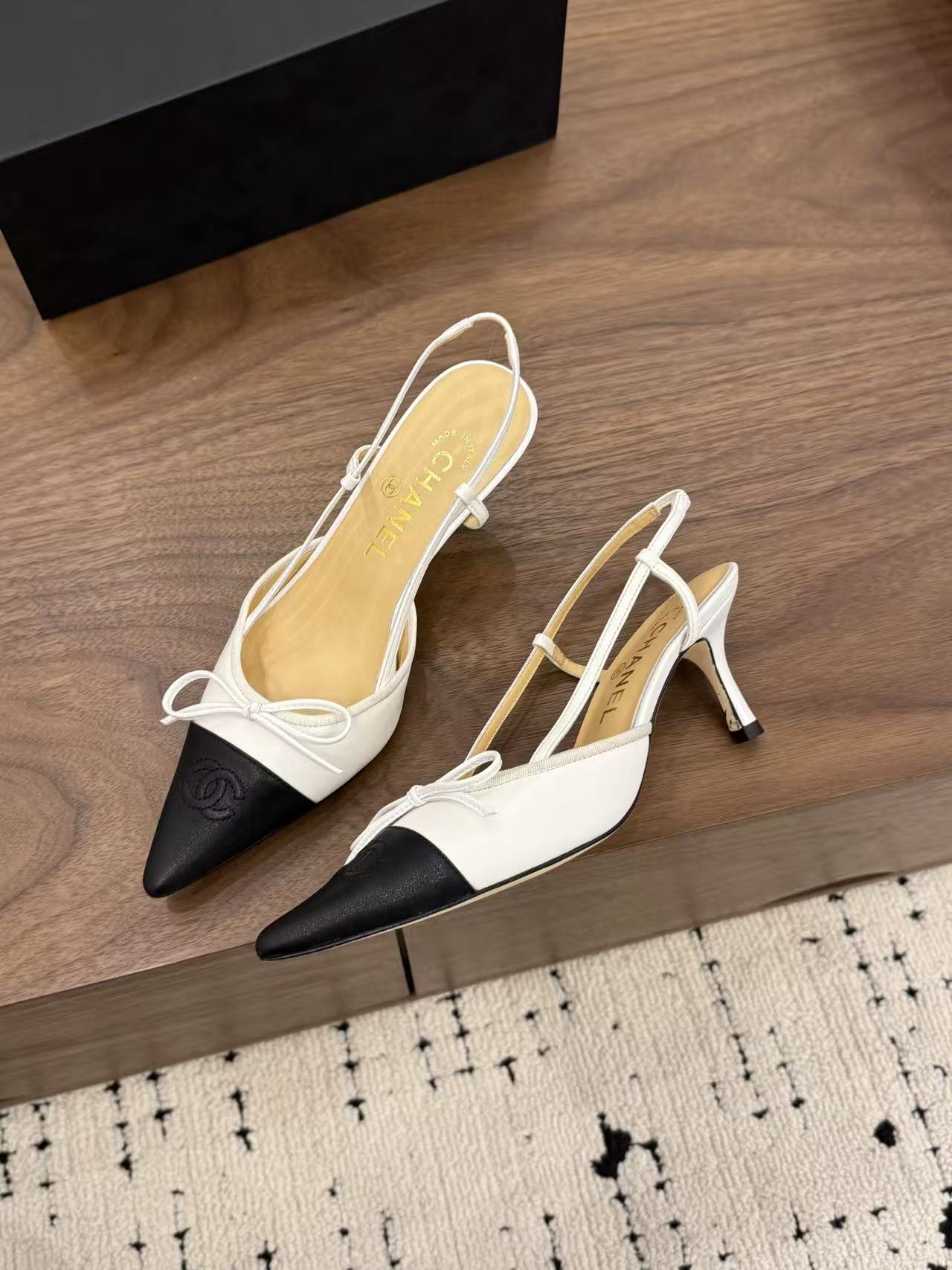 CHANE1 高品質蝶ネクタイレザーハイヒール【50％割引+送料無料】